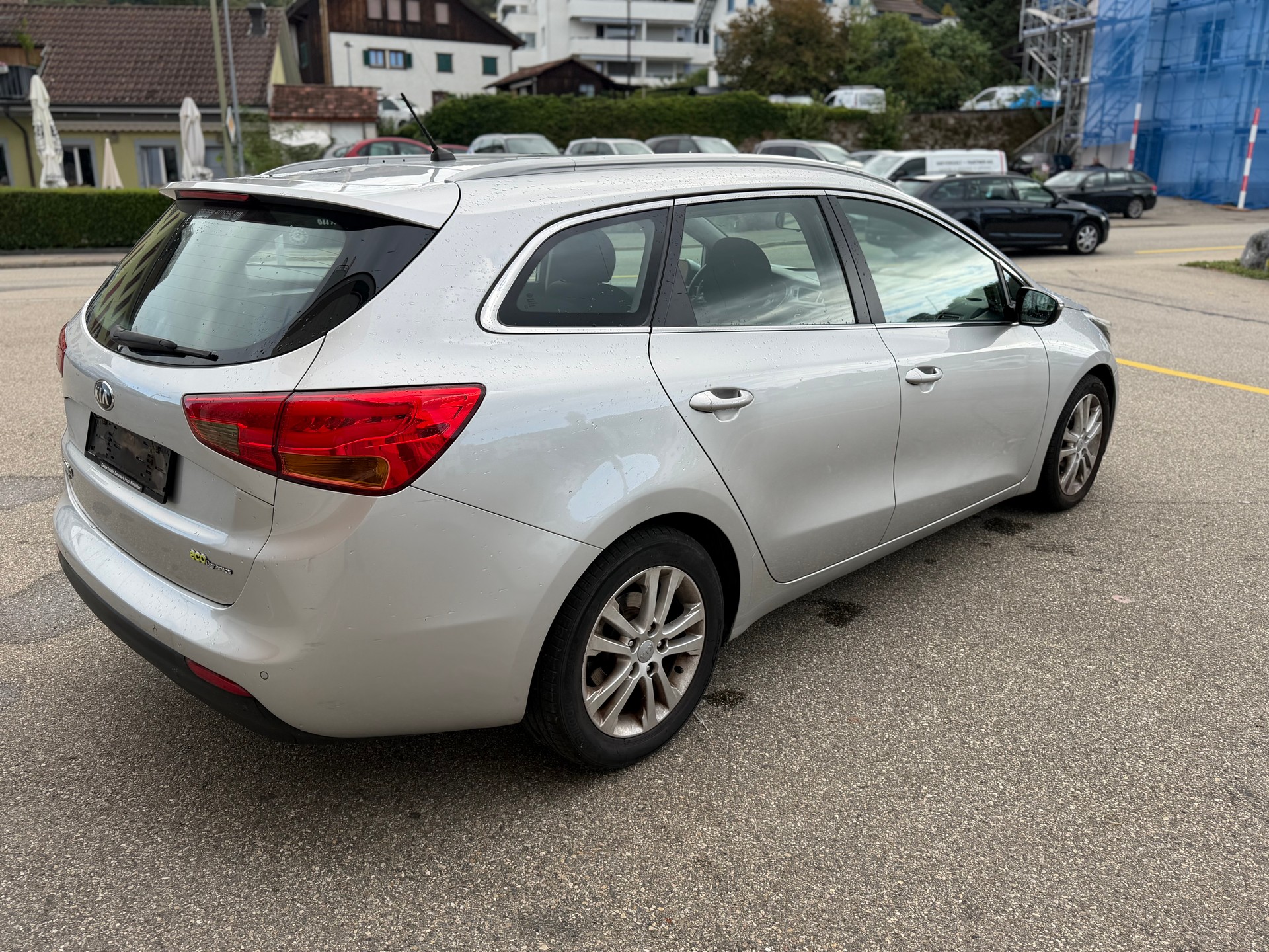 KIA Cee'd Sportswagon 1.6 GDi Trend-image-4