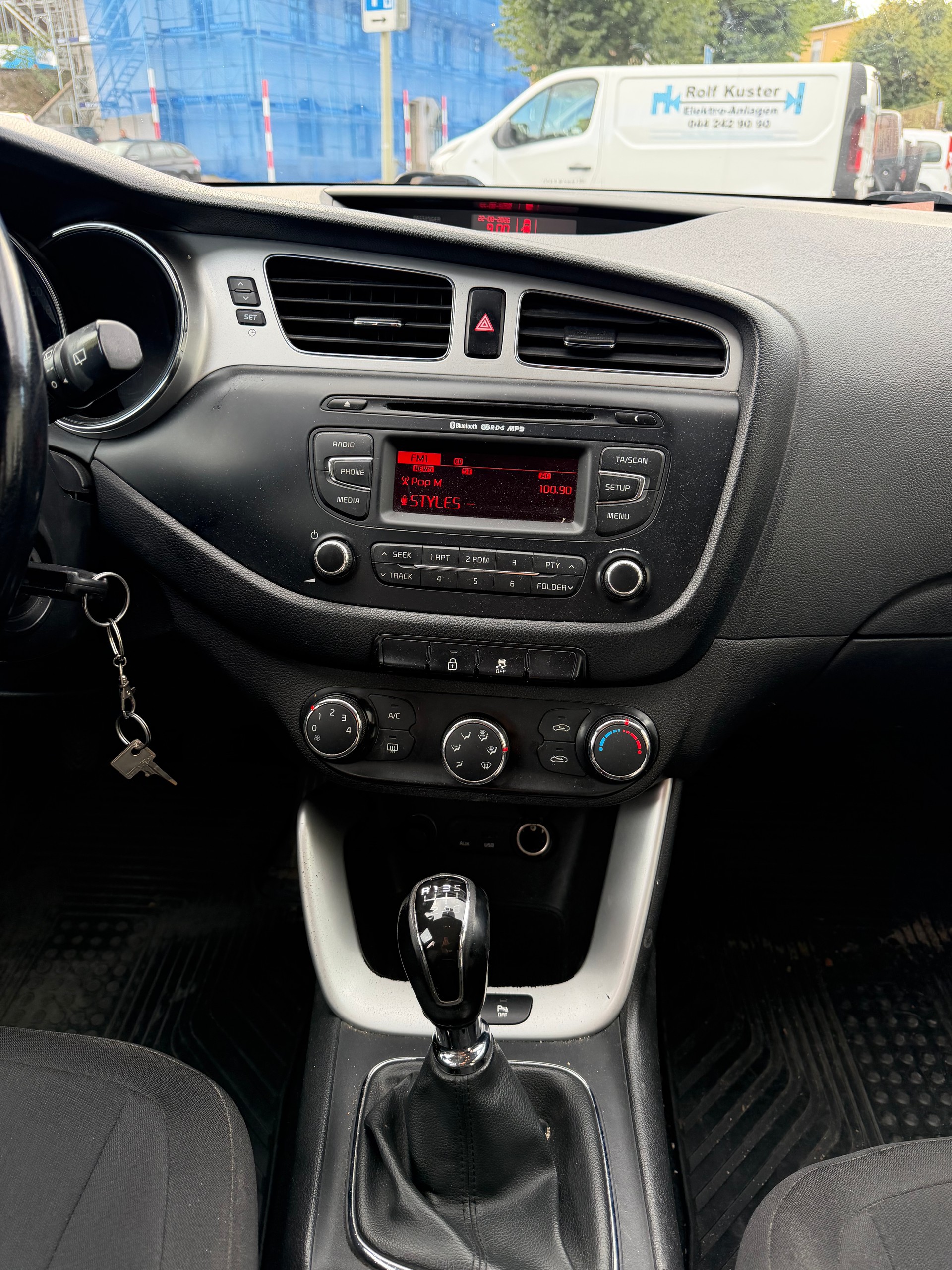 KIA Cee'd Sportswagon 1.6 GDi Trend-image-10
