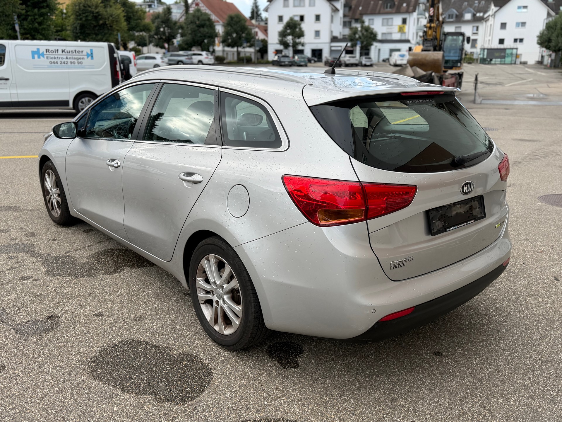 KIA Cee'd Sportswagon 1.6 GDi Trend-image-6