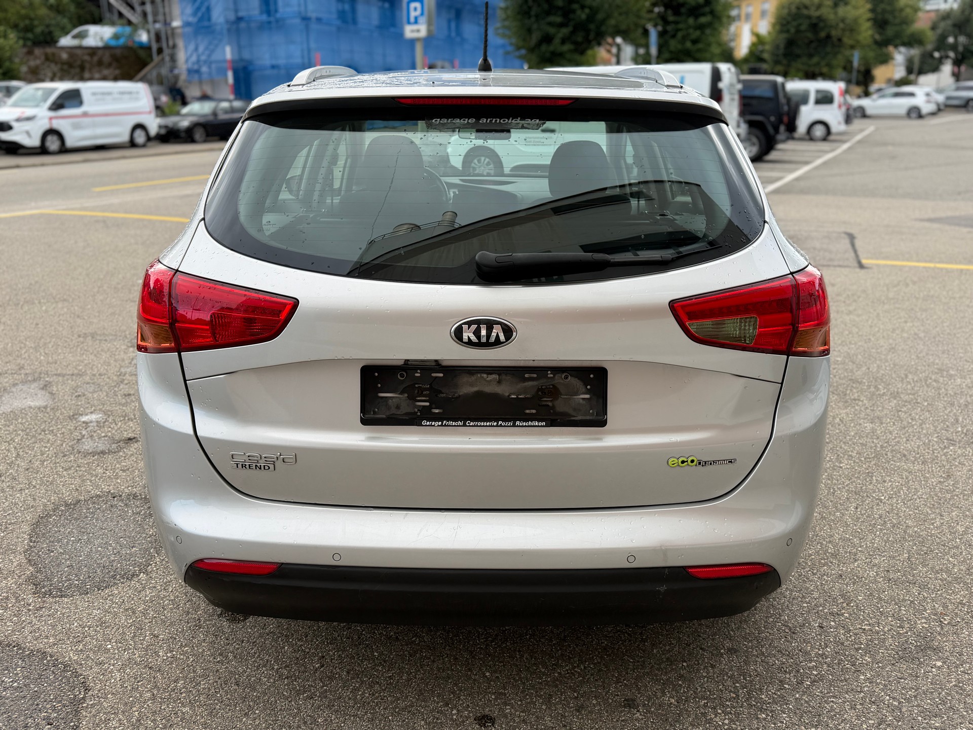 KIA Cee'd Sportswagon 1.6 GDi Trend-image-5