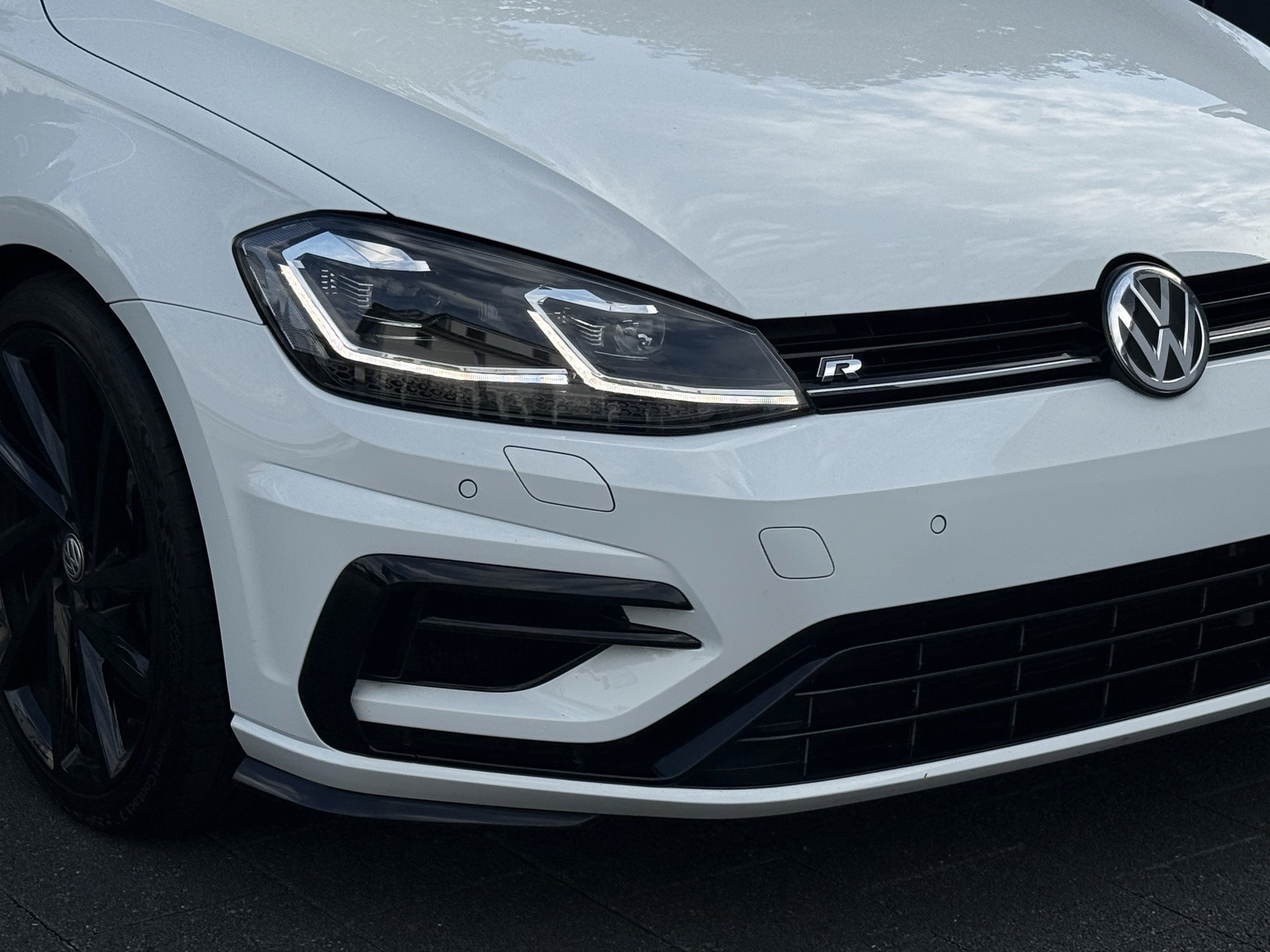VW Golf 2.0 TSI R 4Motion / Face Lift - Digital-Cockpit / Frisch ab MFK-image-5