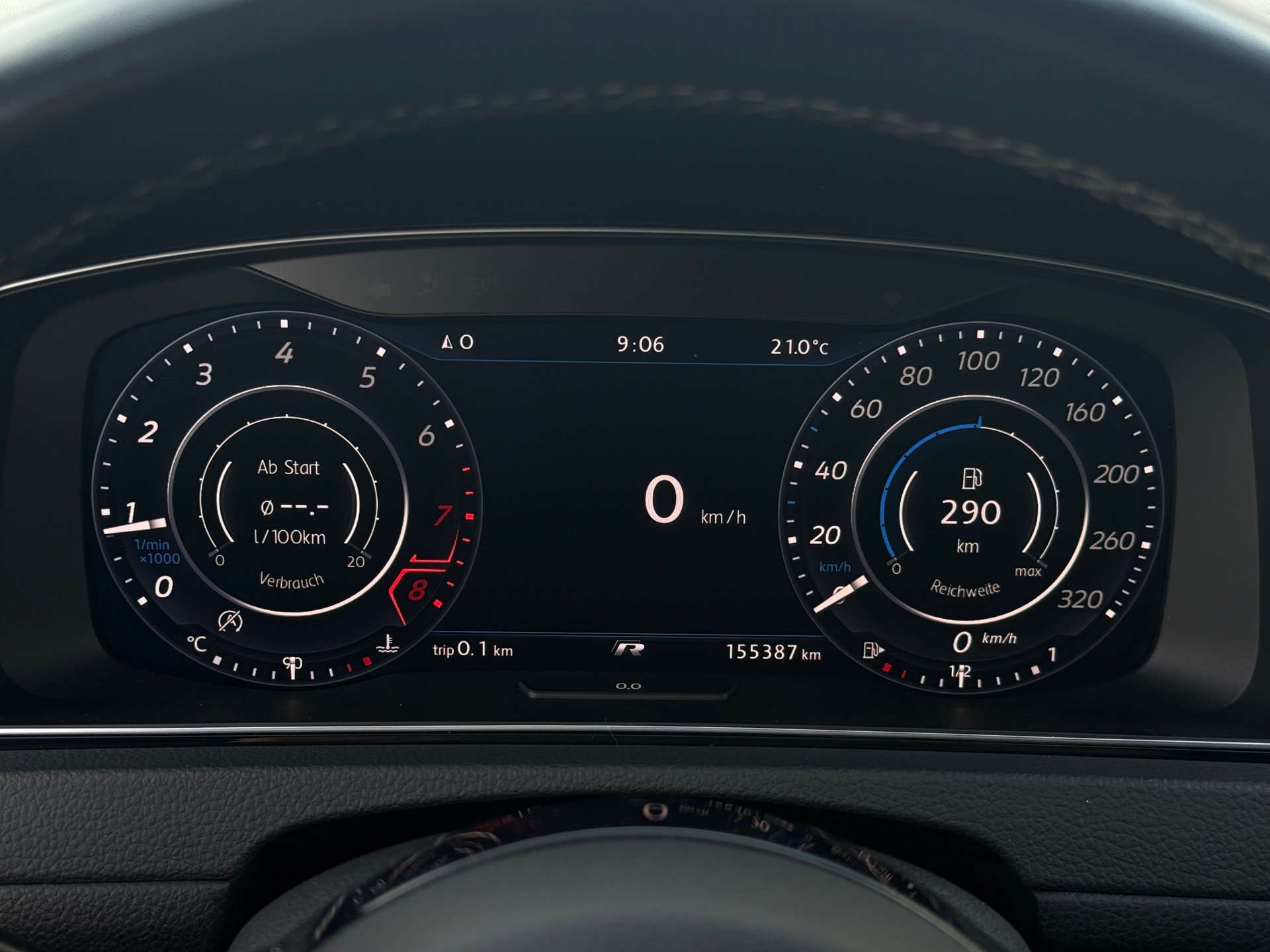 VW Golf 2.0 TSI R 4Motion / Face Lift - Digital-Cockpit / Frisch ab MFK-image-24