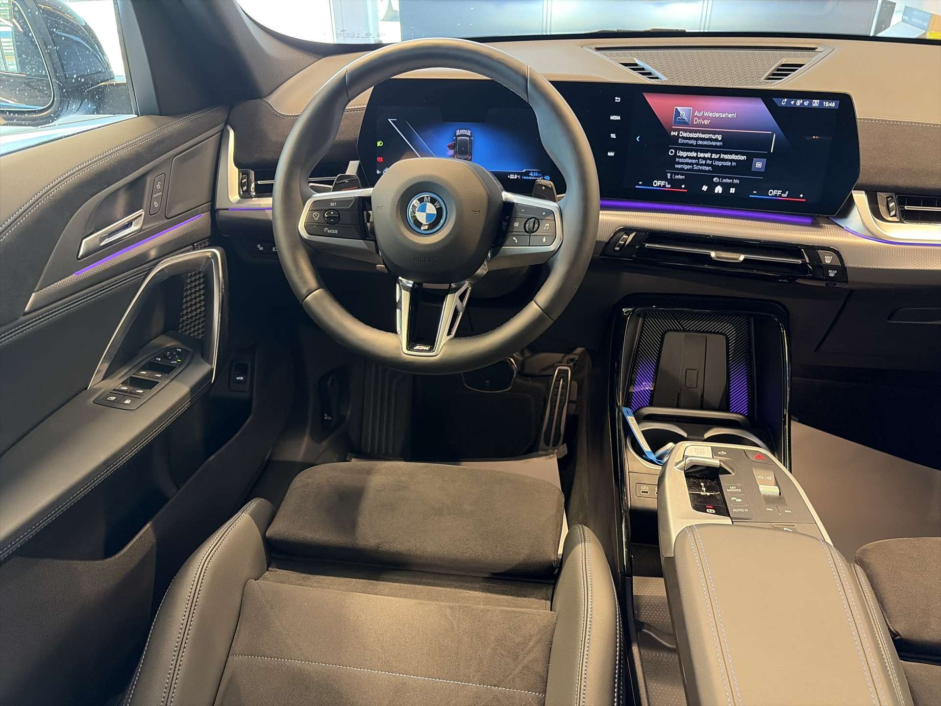 BMW X1 xDrive 25e M Sport 245PS Automat-image-4
