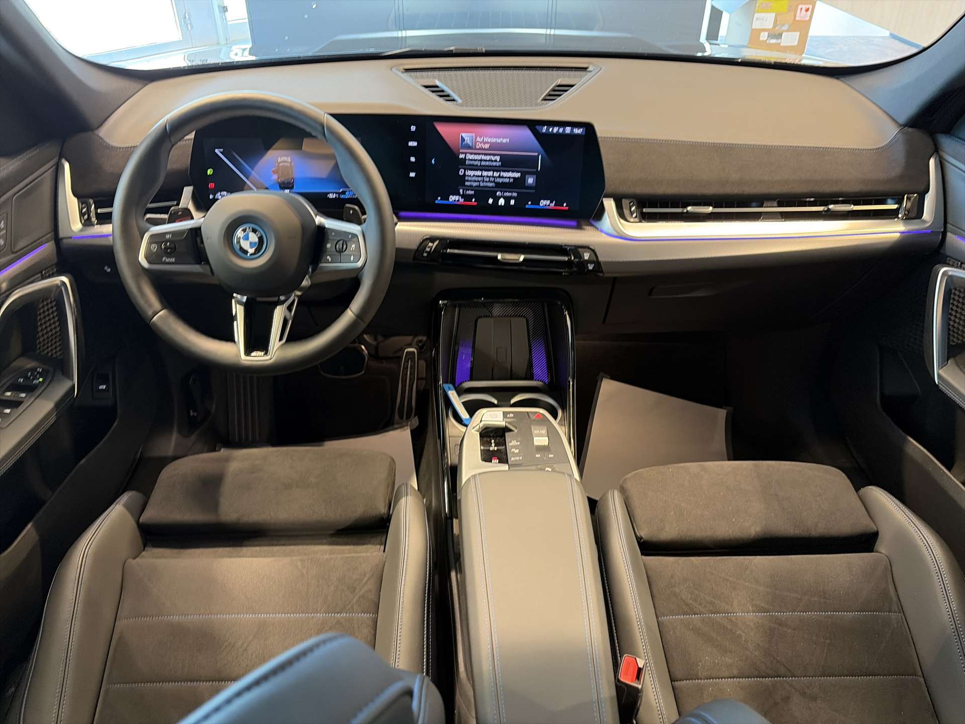 BMW X1 xDrive 25e M Sport 245PS Automat-image-14