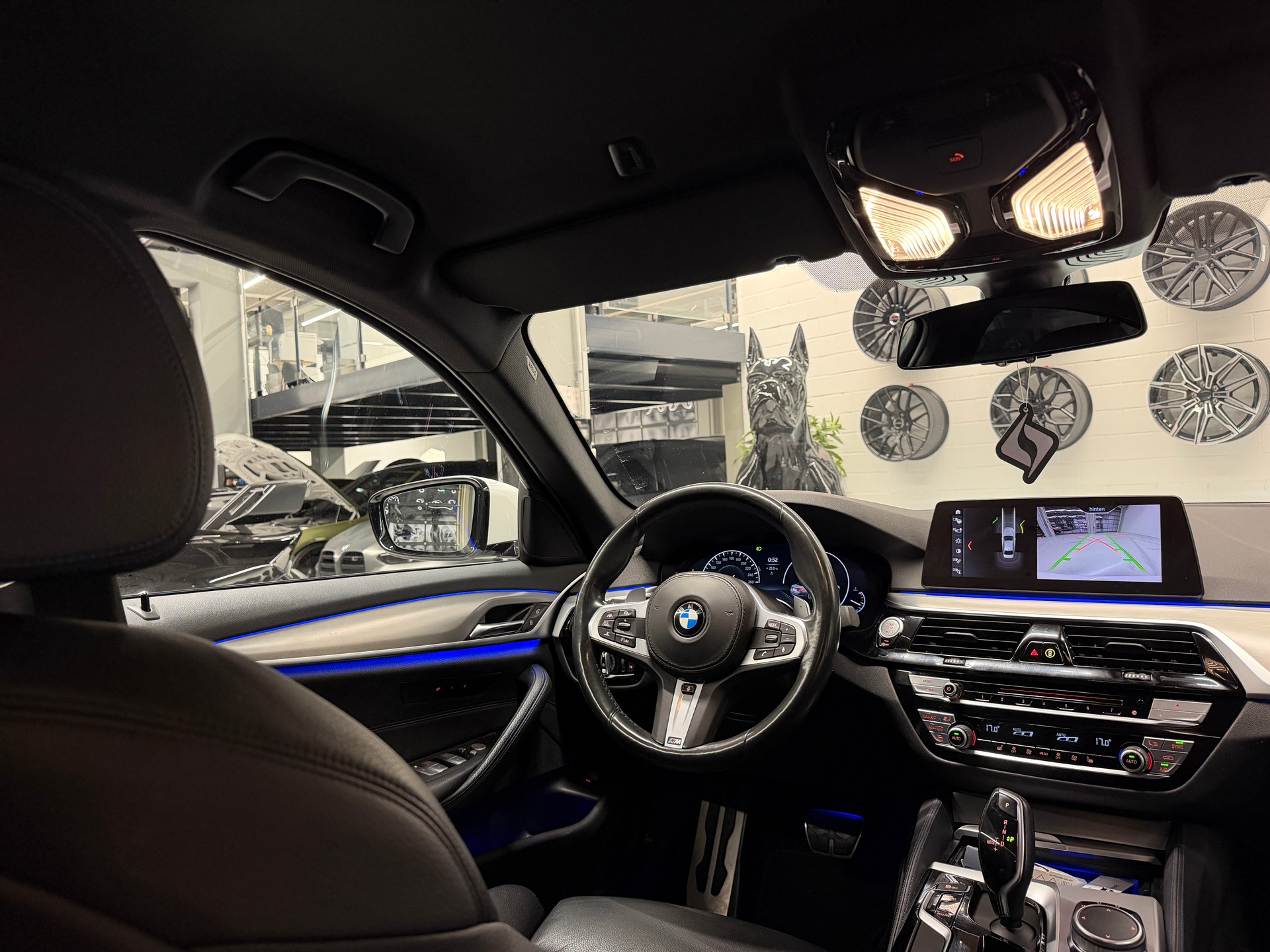 BMW 530d xDrive SAG *M-Sport*Driving Assistant Plus*AHK*Frisch ab MFK*Garantie*-image-15