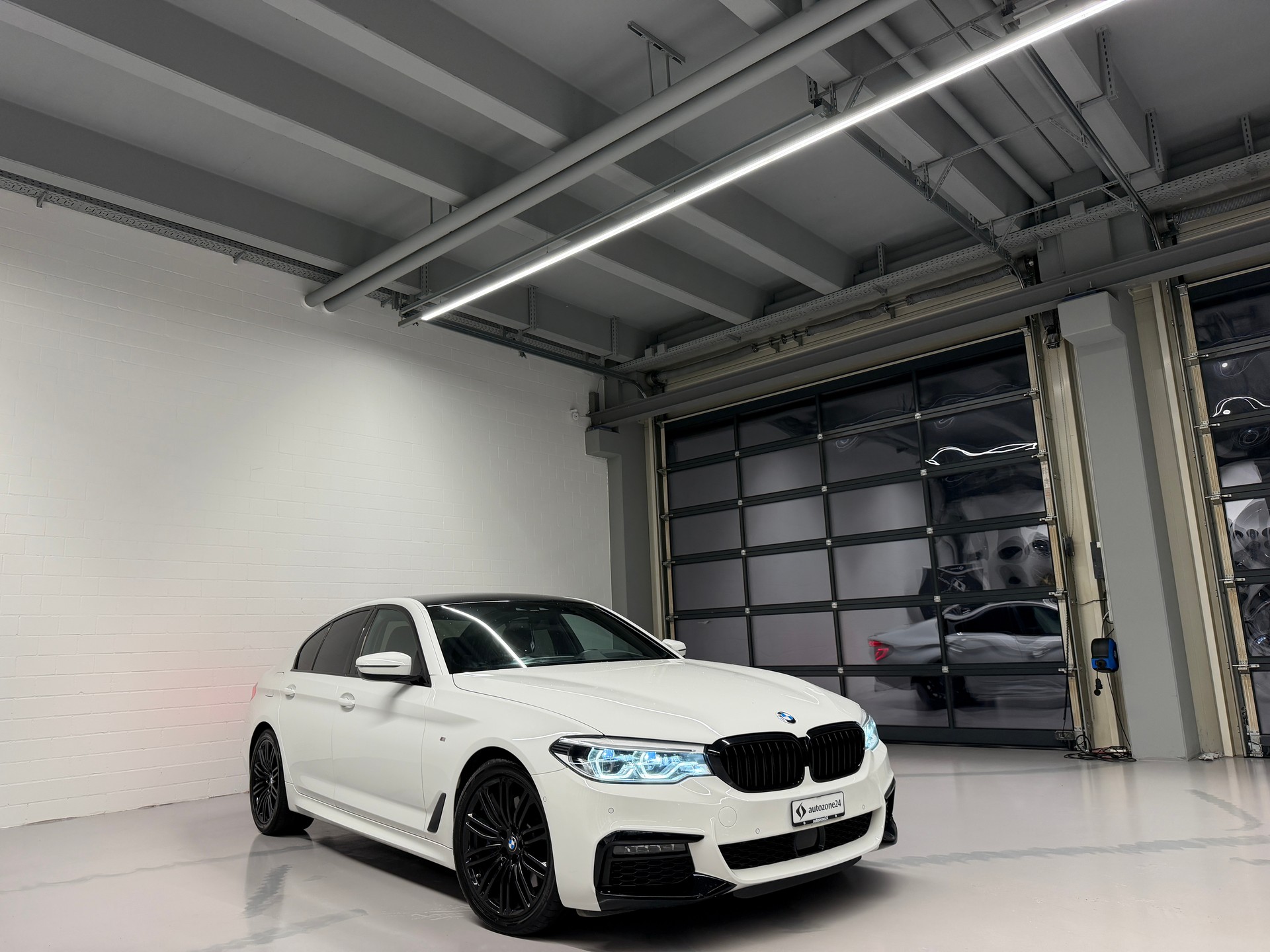 BMW 530d xDrive SAG *M-Sport*Driving Assistant Plus*AHK*Frisch ab MFK*Garantie*-image-10