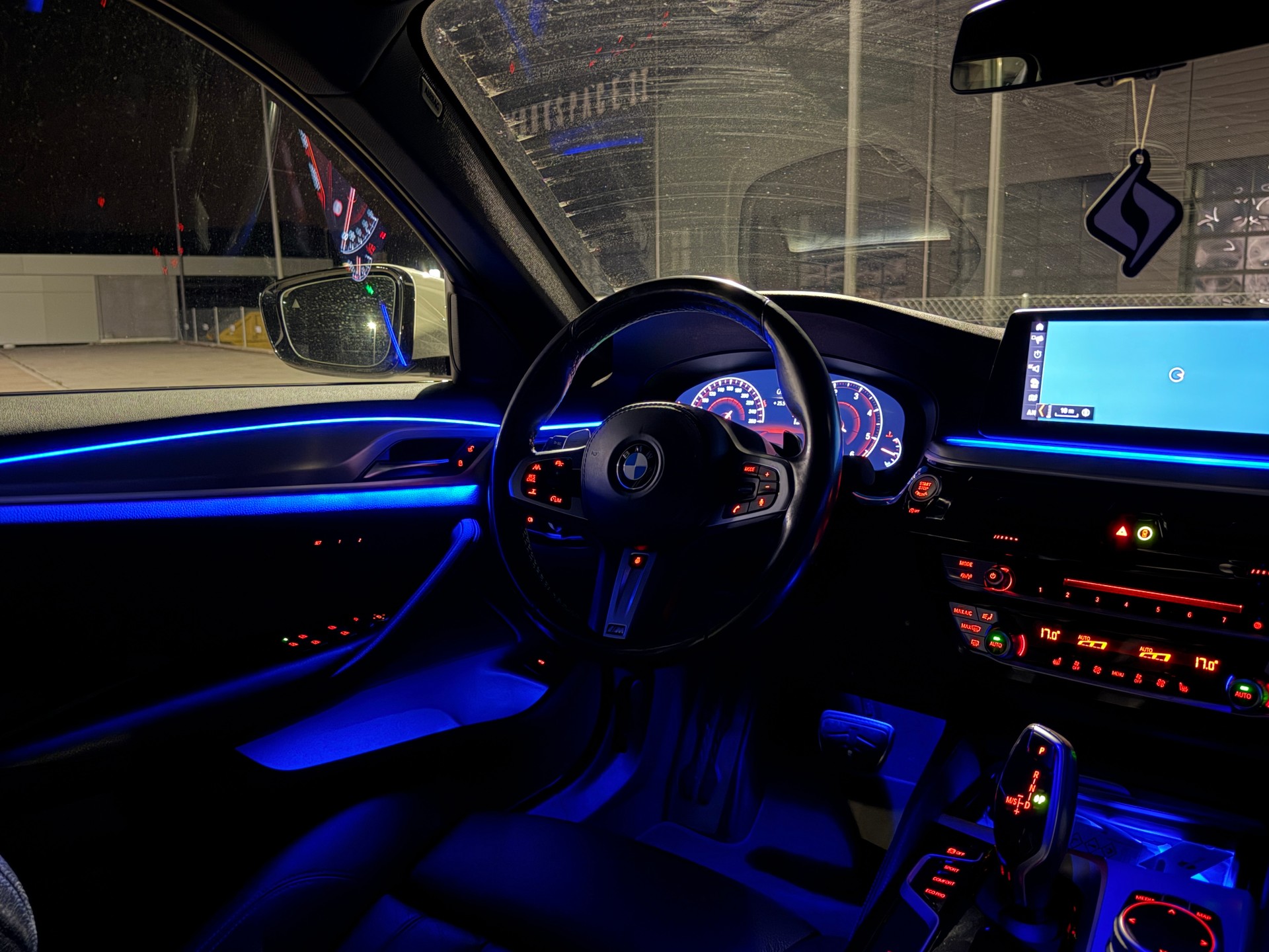 BMW 530d xDrive SAG *M-Sport*Driving Assistant Plus*AHK*Frisch ab MFK*Garantie*-image-27