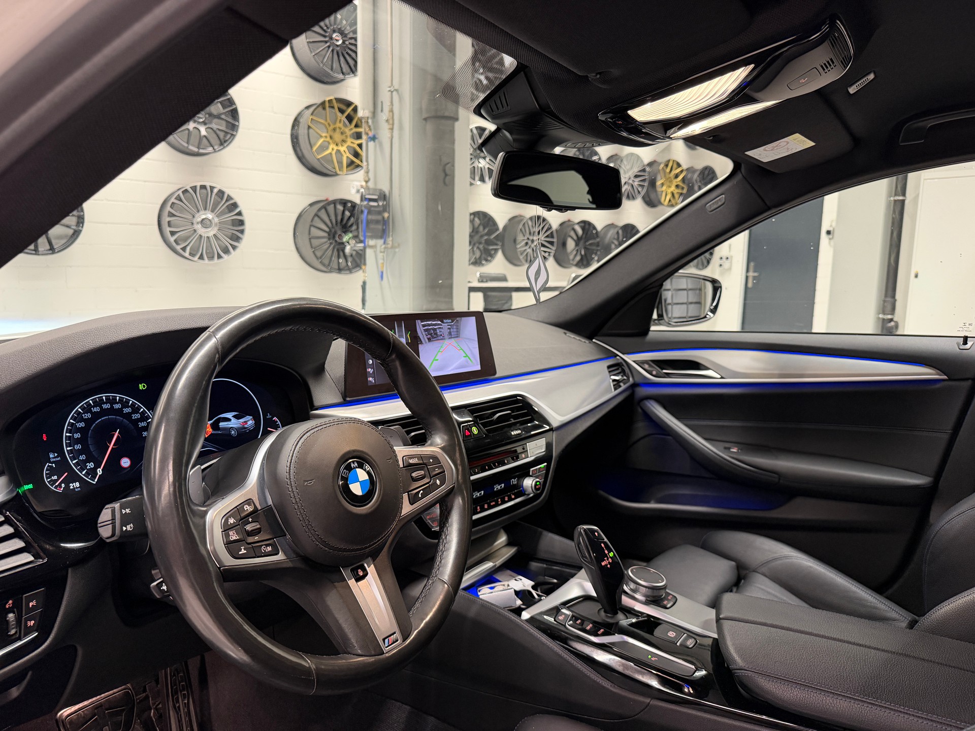 BMW 530d xDrive SAG *M-Sport*Driving Assistant Plus*AHK*Frisch ab MFK*Garantie*-image-14