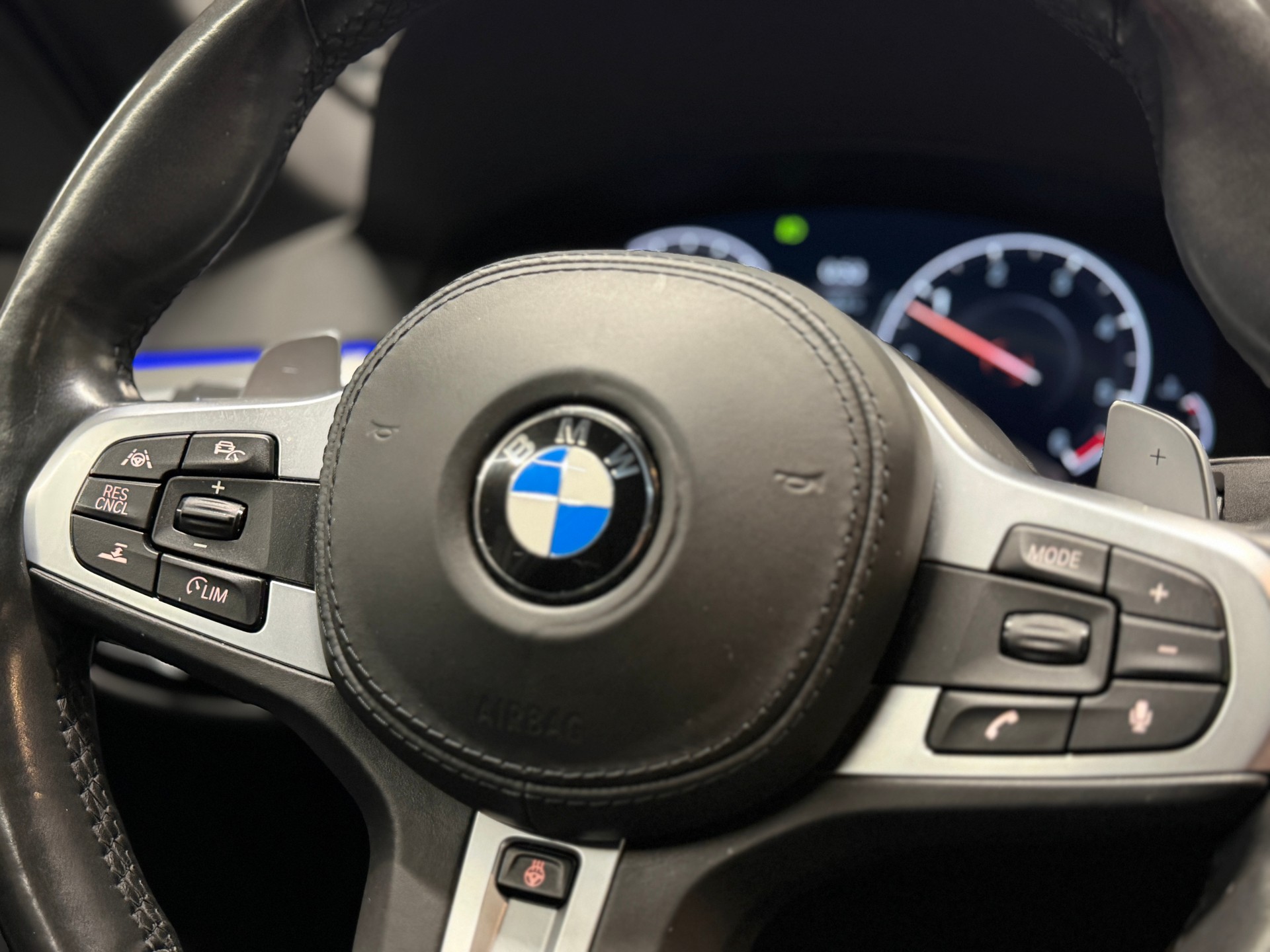 BMW 530d xDrive SAG *M-Sport*Driving Assistant Plus*AHK*Frisch ab MFK*Garantie*-image-19