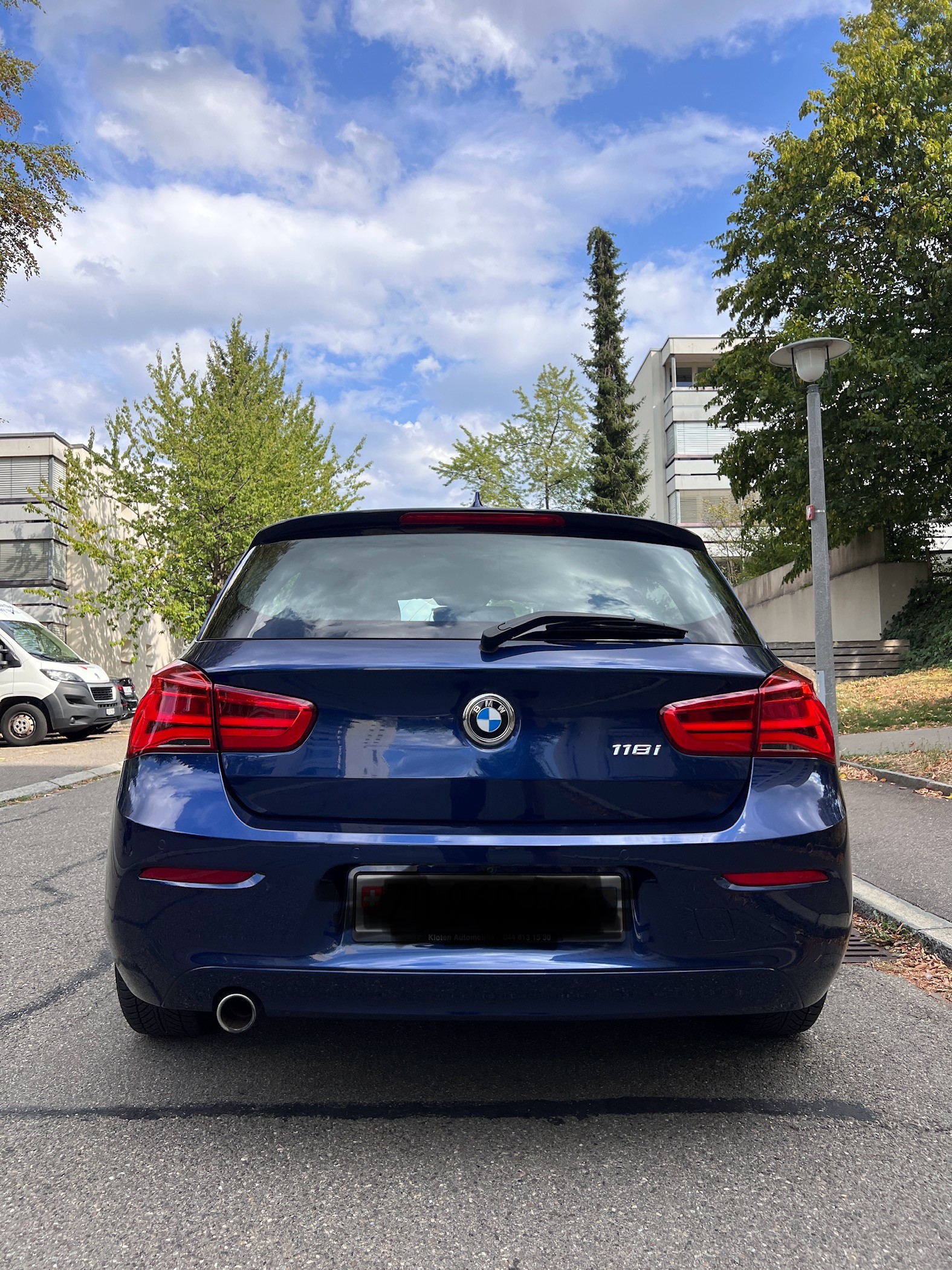 BMW 118i-image-3
