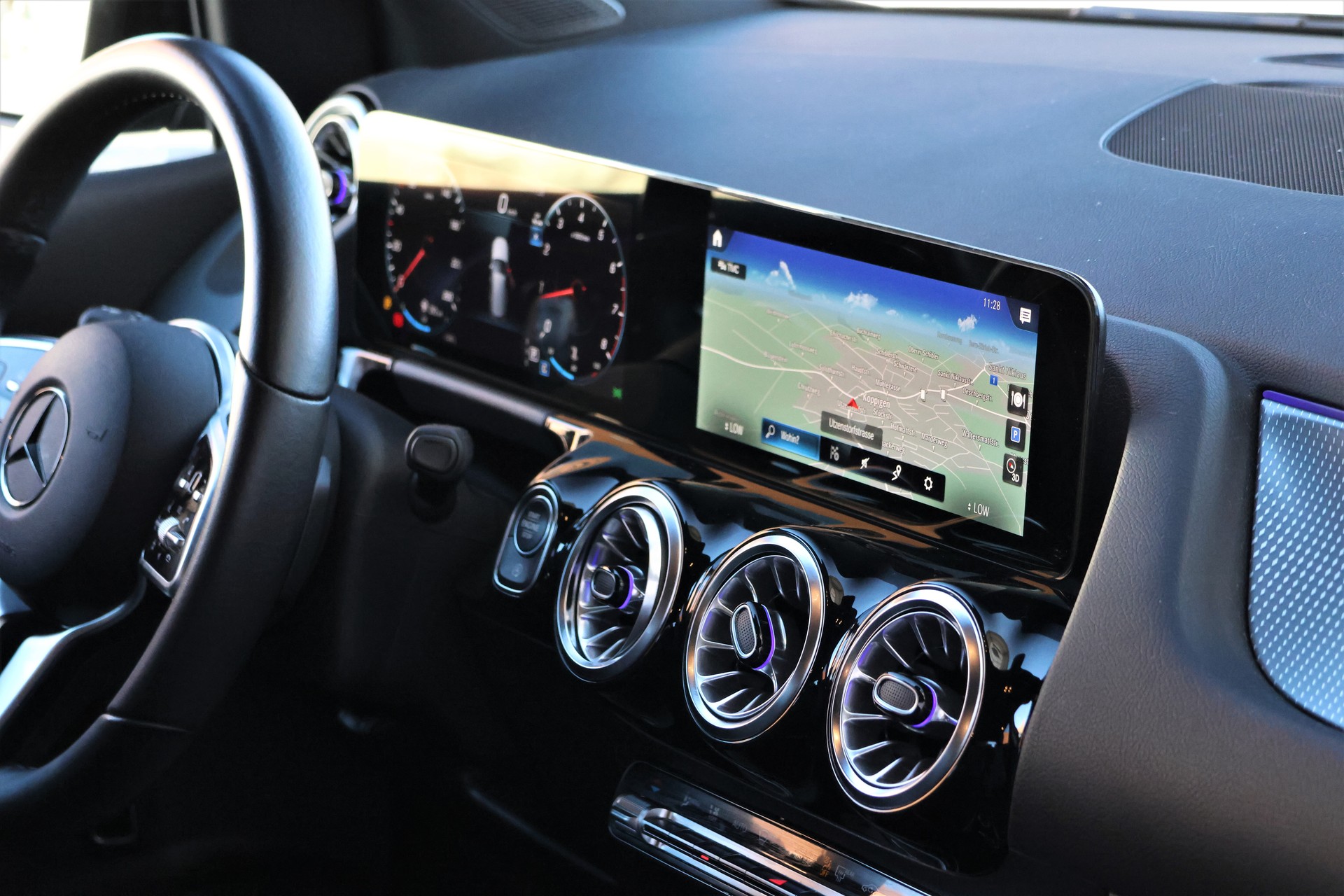 MERCEDES-BENZ B 200 Progressive Night Star 7G-DCT (CH)-image-16