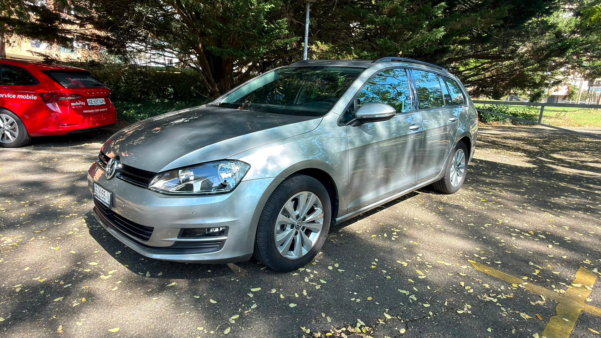 VW Golf Variant 1.4 TSI Comfortline DSG-image-0