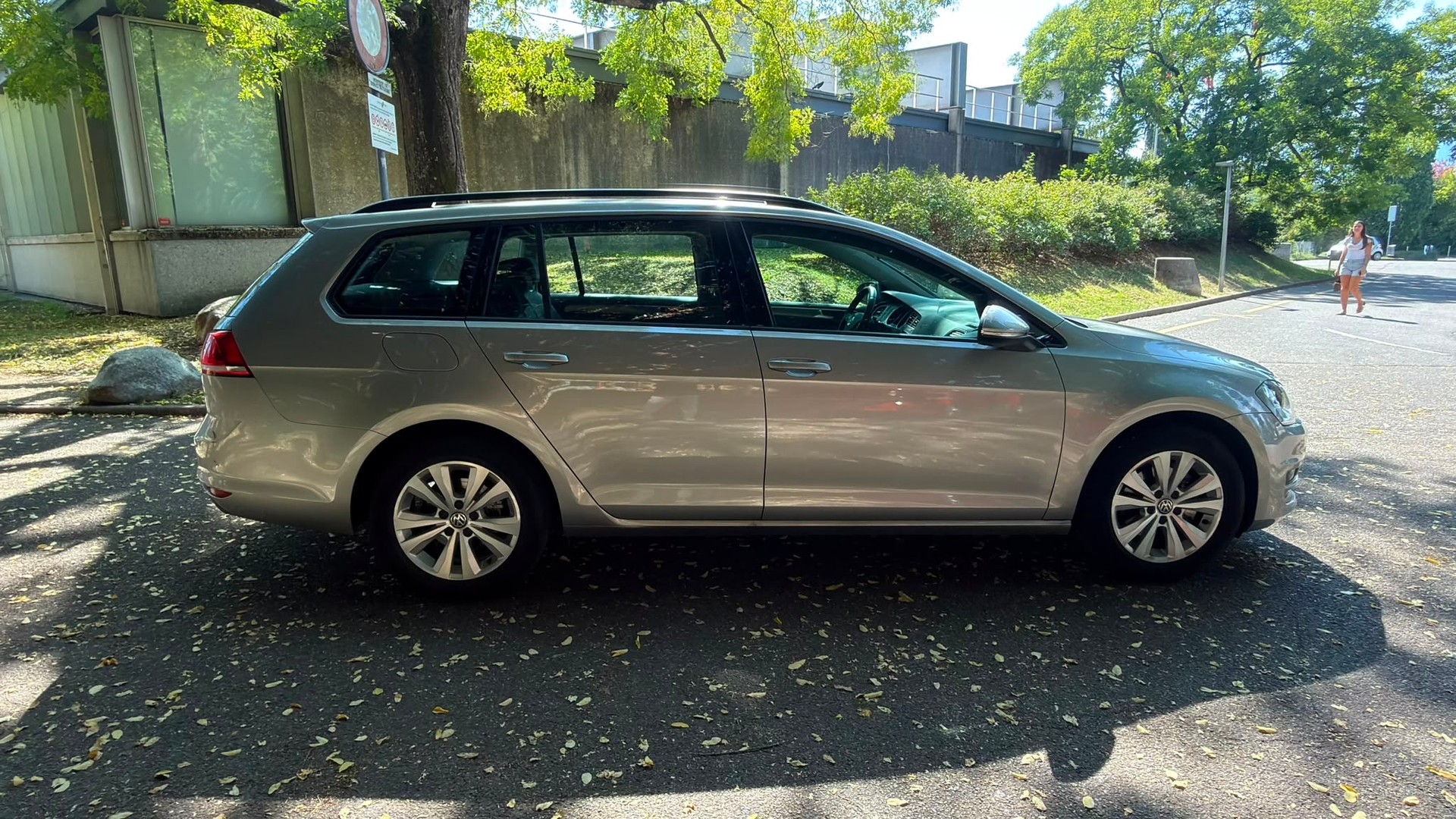 VW Golf Variant 1.4 TSI Comfortline DSG-image-3