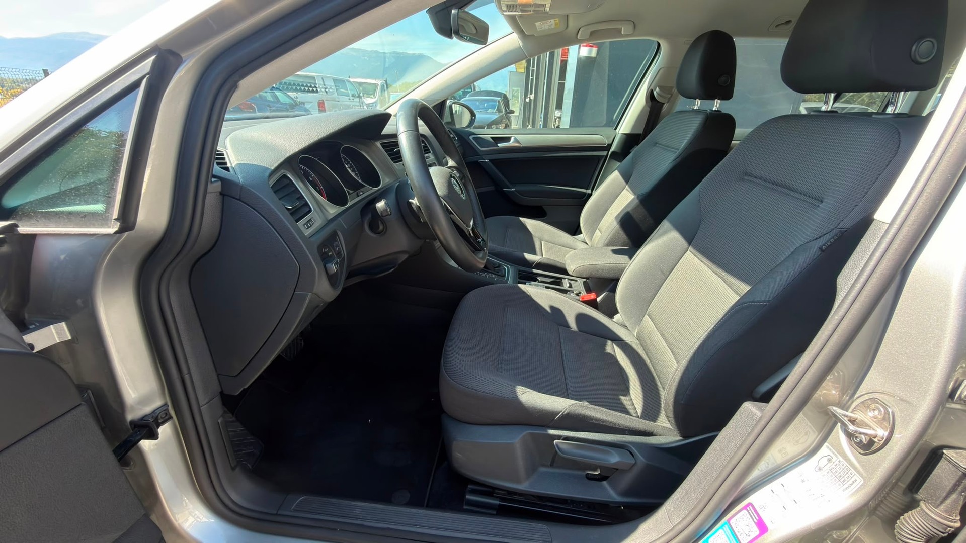VW Golf Variant 1.4 TSI Comfortline DSG-image-7