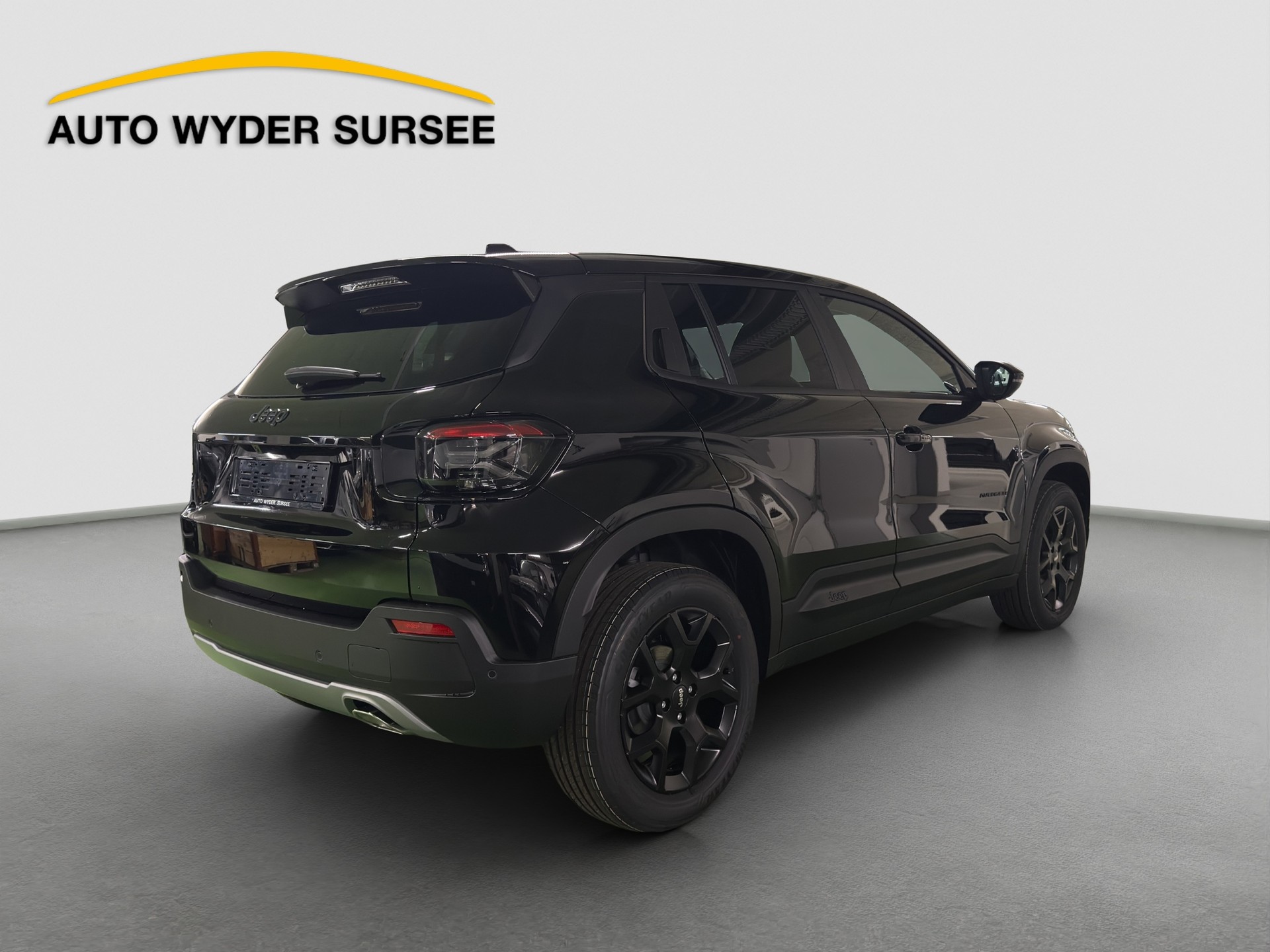 JEEP Avenger 1.2 MHEV Black Edition-image-5