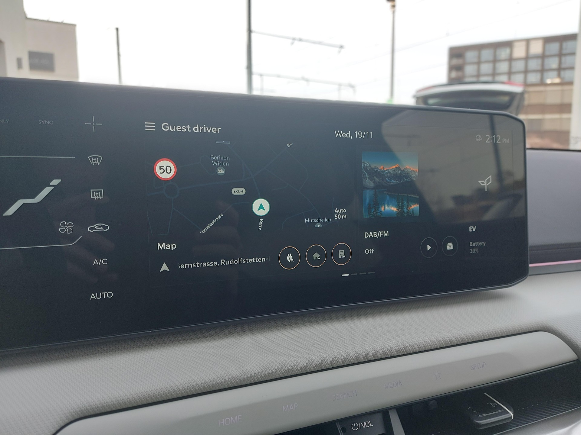 KIA EV4 81 kWh GT-Line-image-10