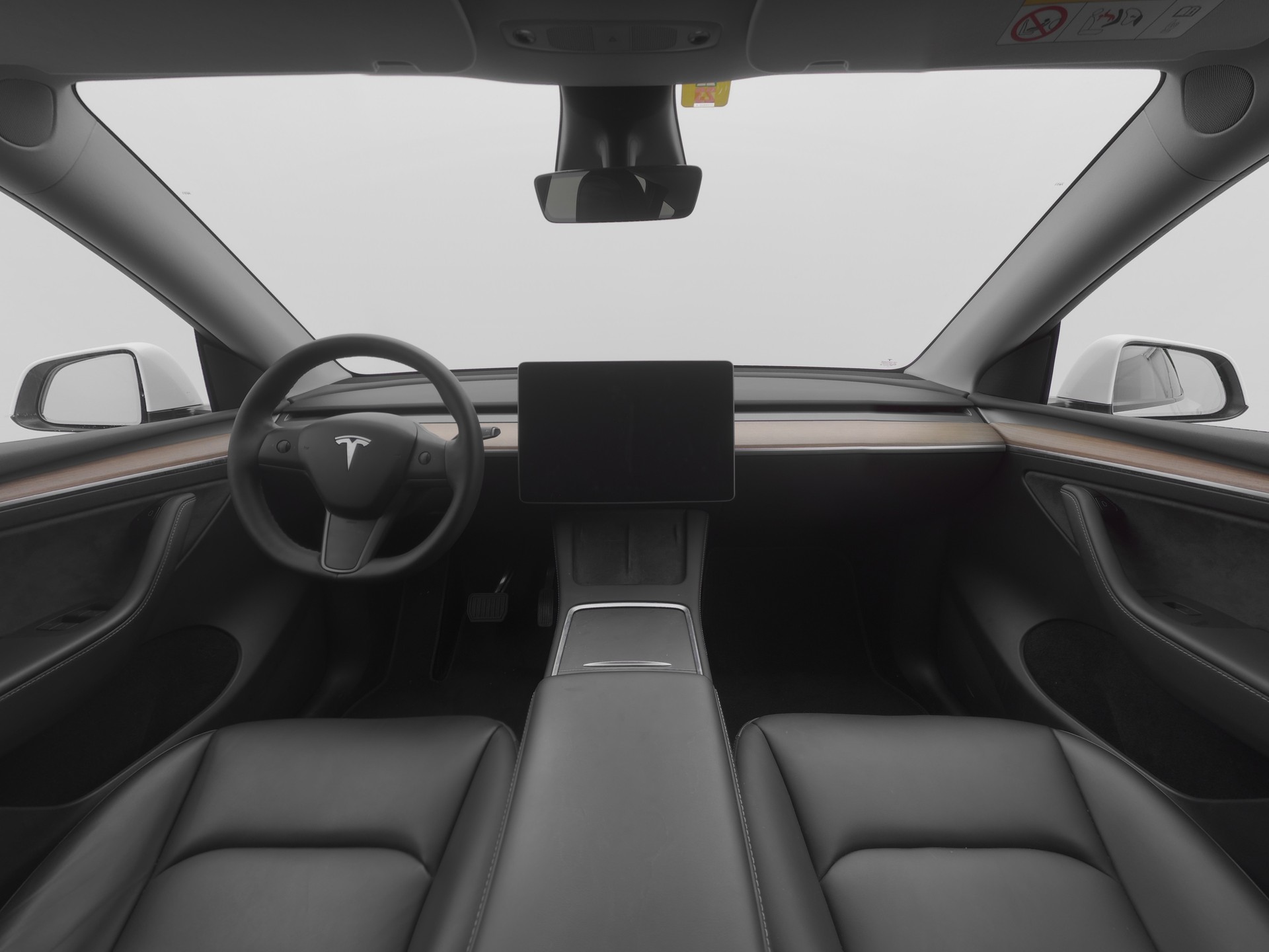 TESLA Model Y Long Range-image-5