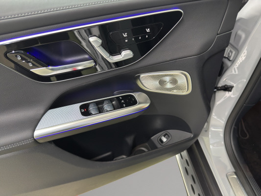 MERCEDES-BENZ GLC 220 d 4M 9G-Tronic-image-9