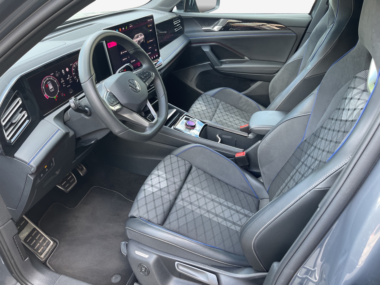 VW Tiguan 2.0 TSI DSG R-Line 4Motion-image-7