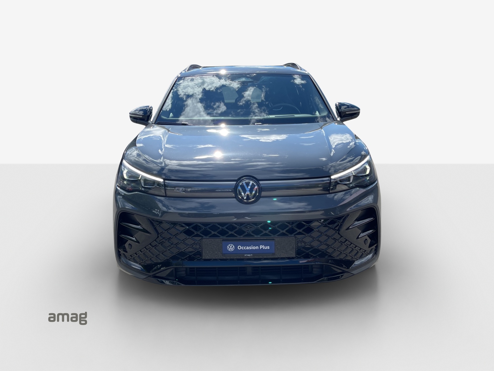 VW Tiguan 2.0 TSI DSG R-Line 4Motion-image-6
