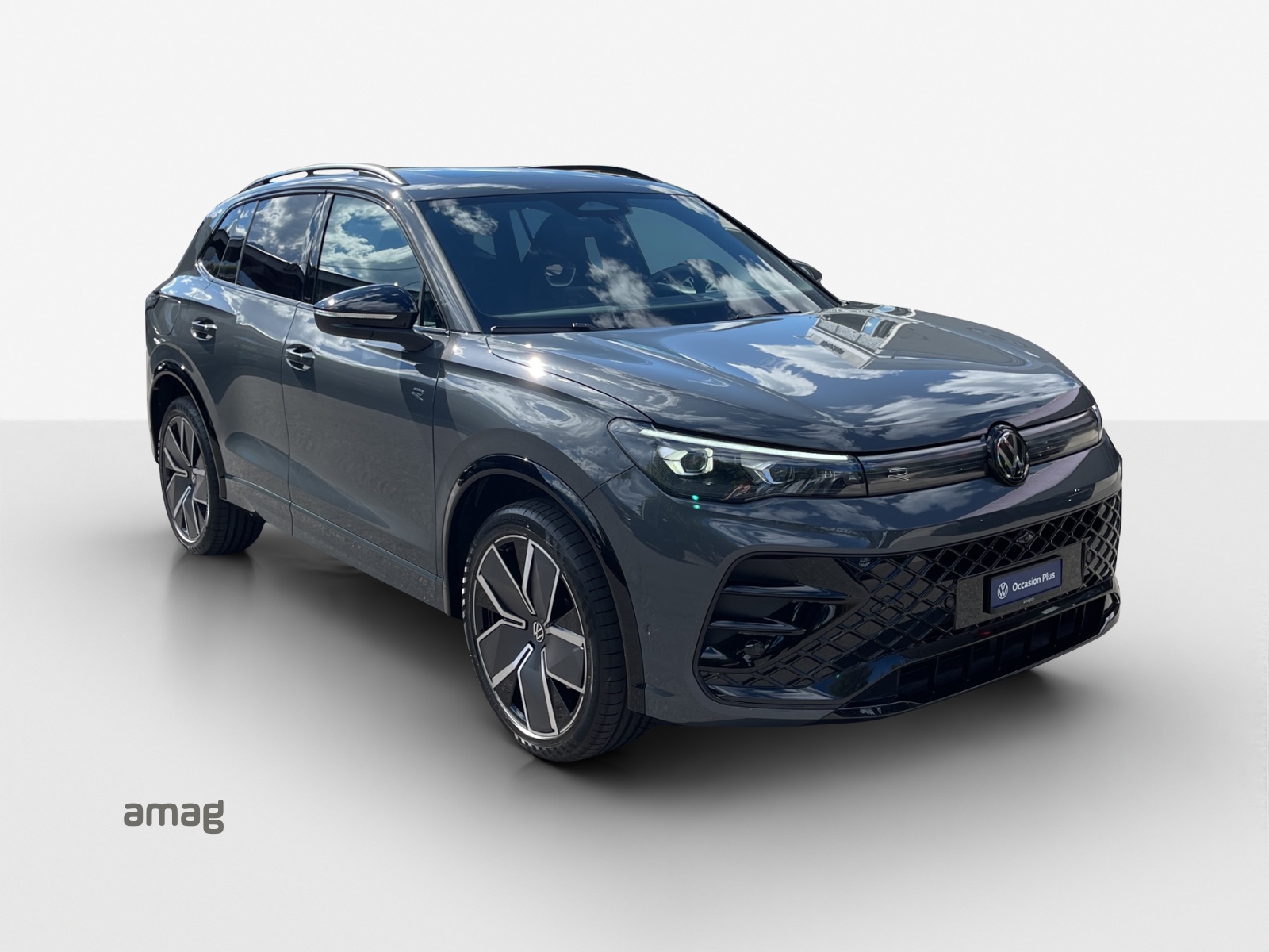 VW Tiguan 2.0 TSI DSG R-Line 4Motion-image-5