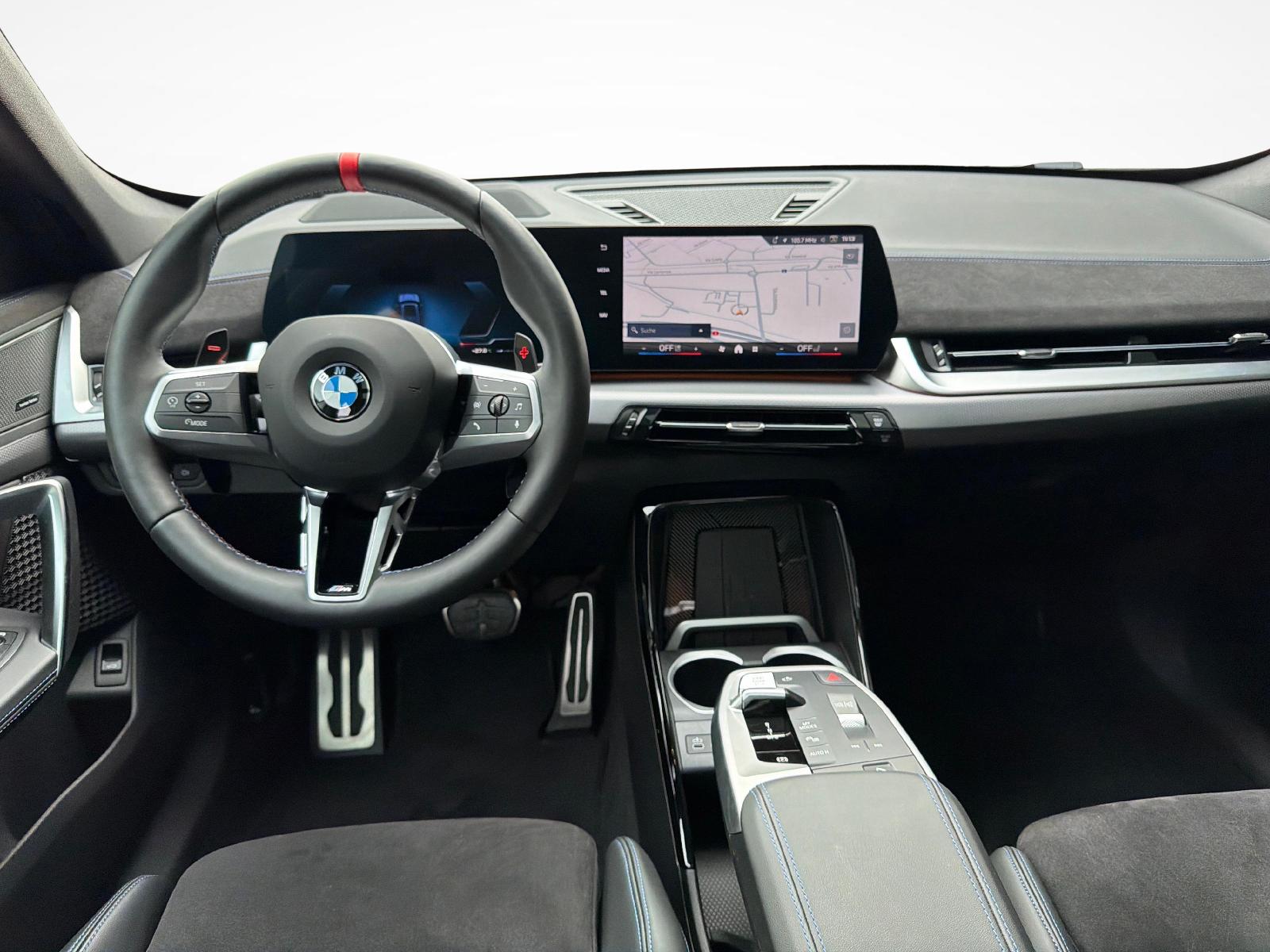 BMW X1 M35i-image-11
