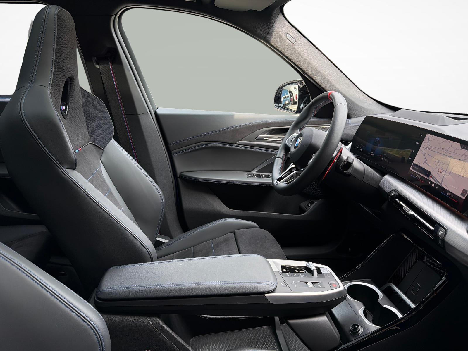 BMW X1 M35i-image-17