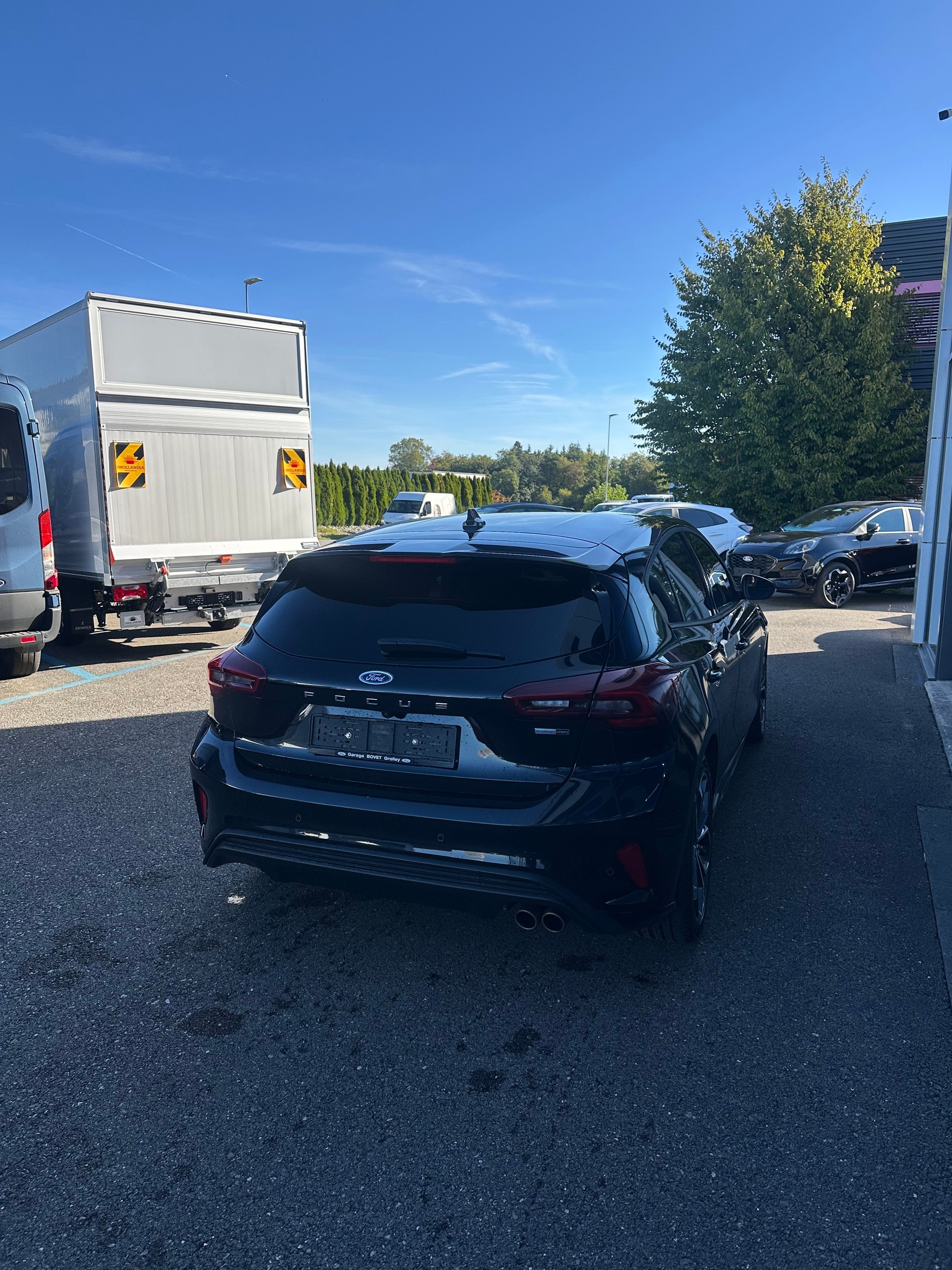 FORD Focus 1.0i EcoB Hybrid 155 ST-Line Vignale-image-5