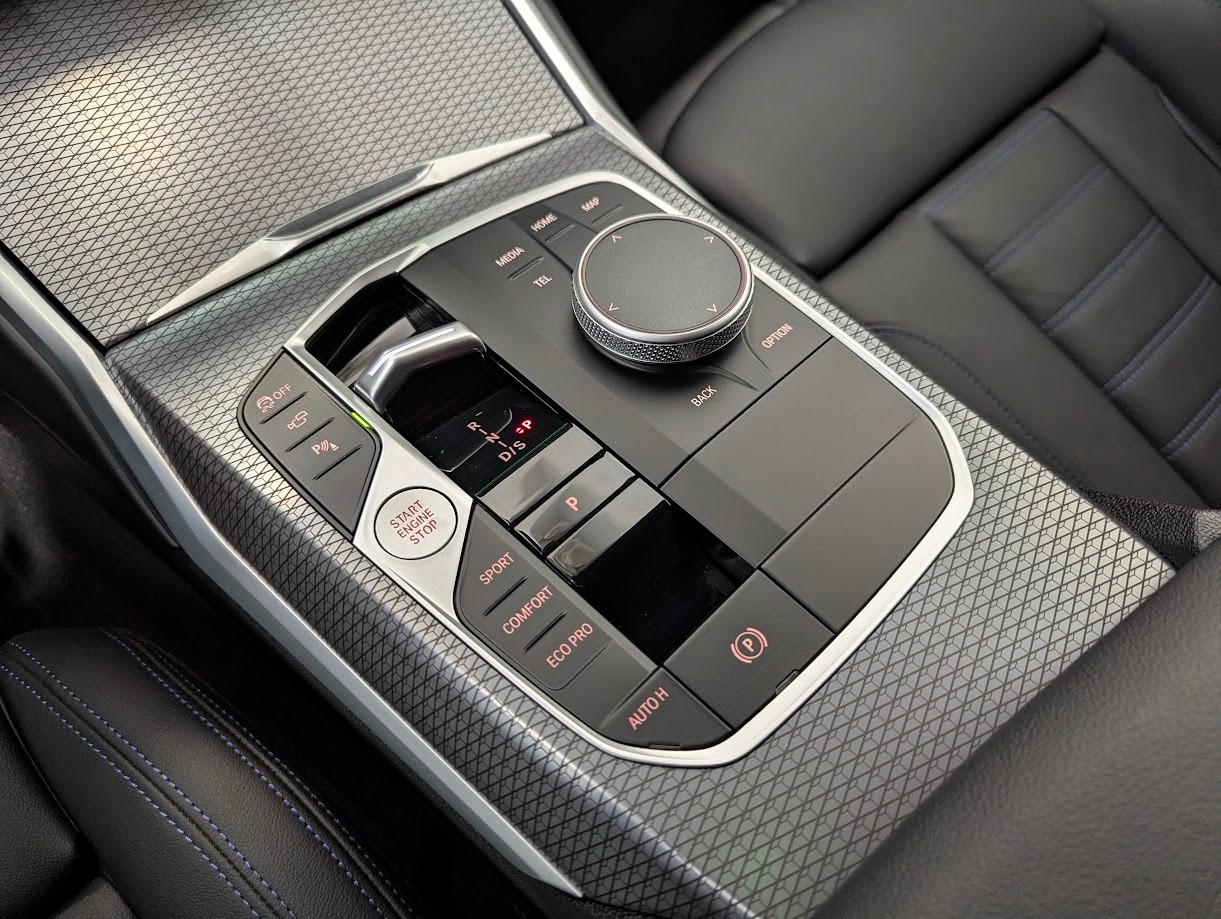 BMW M340d xDrive Touring 48V G21N LCI*3J GAR HEAD-UP SHADOW LEDER MEMORY 360CAM ACC PANO ASSISTS LED*-image-23