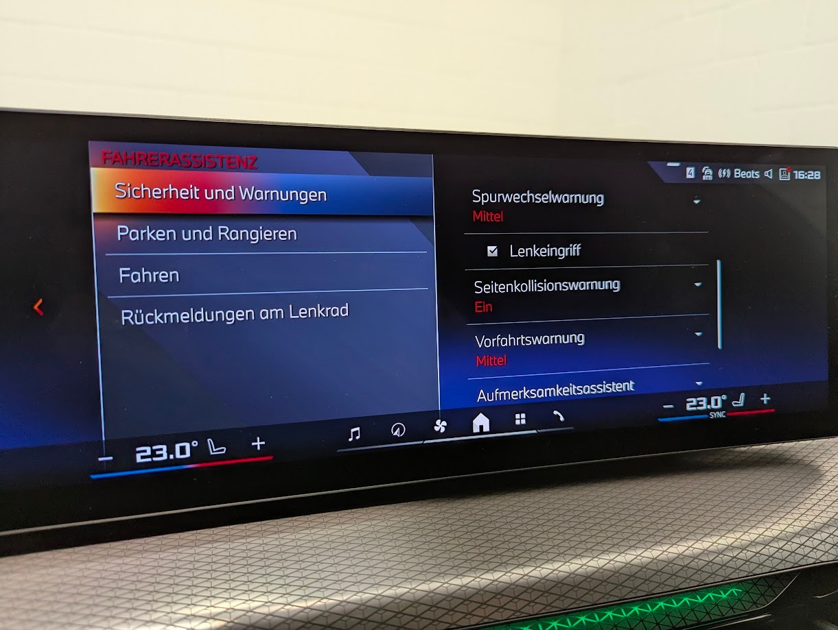 BMW M340d xDrive Touring 48V G21N LCI*3J GAR HEAD-UP SHADOW LEDER MEMORY 360CAM ACC PANO ASSISTS LED*-image-16