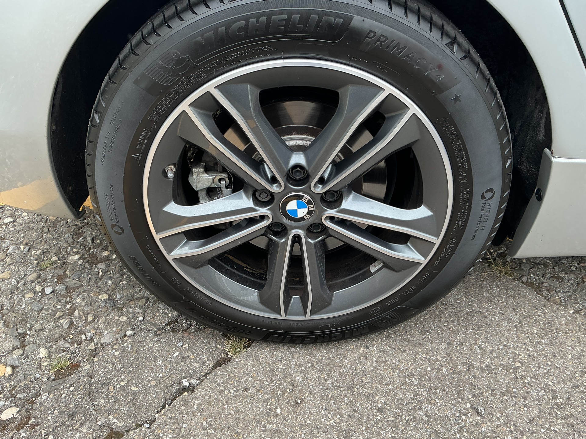 BMW 225i xDrive Active Tourer Luxury Line Steptronic-image-9