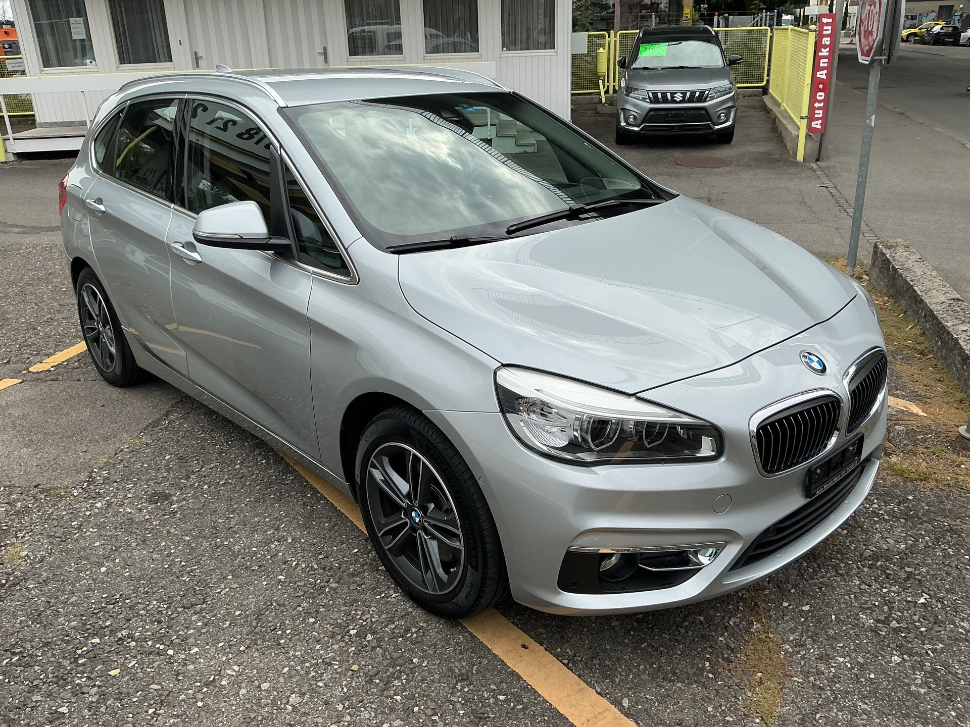 BMW 225i xDrive Active Tourer Luxury Line Steptronic