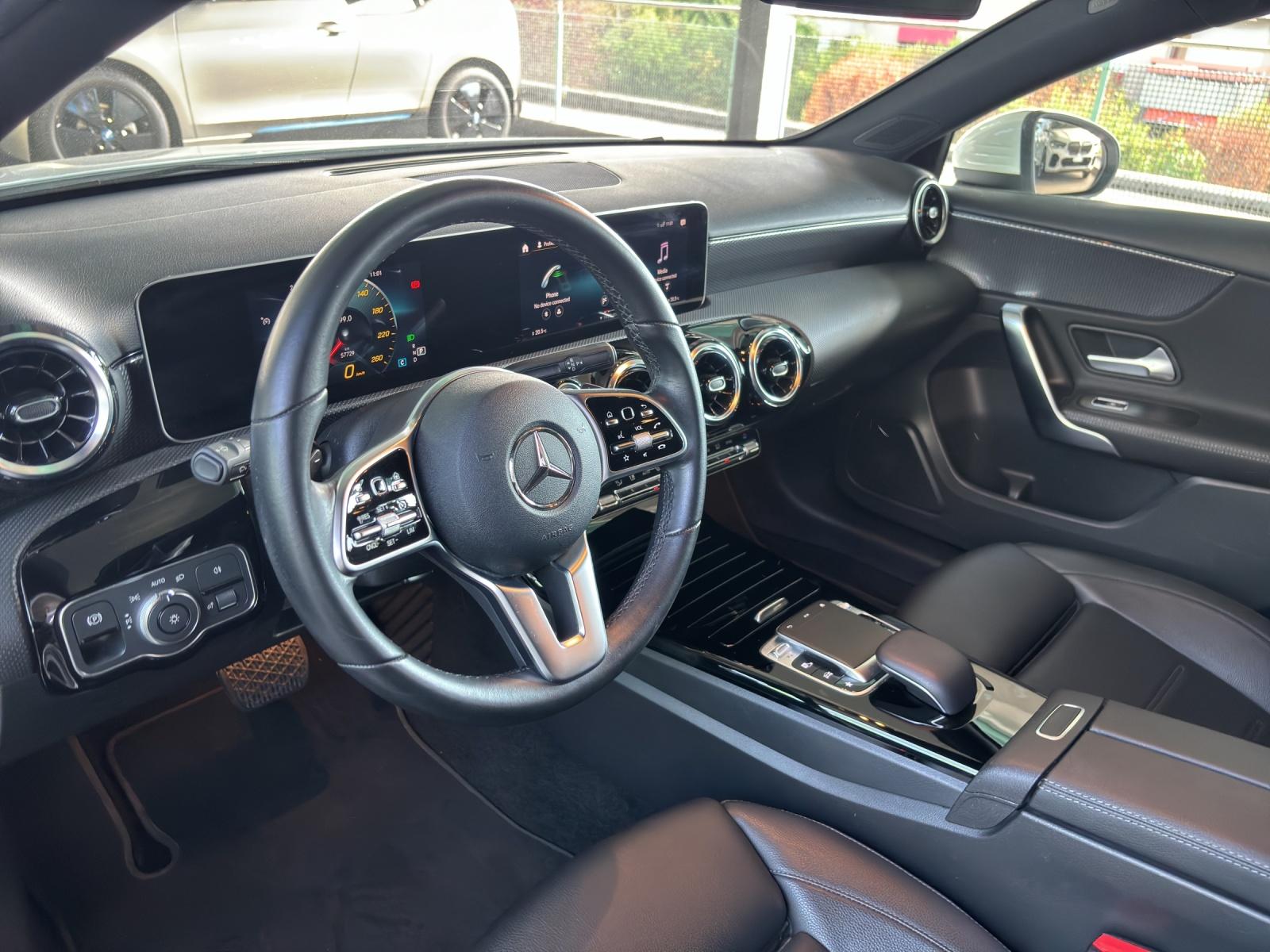 MERCEDES-BENZ A 180 d Progressive-image-5