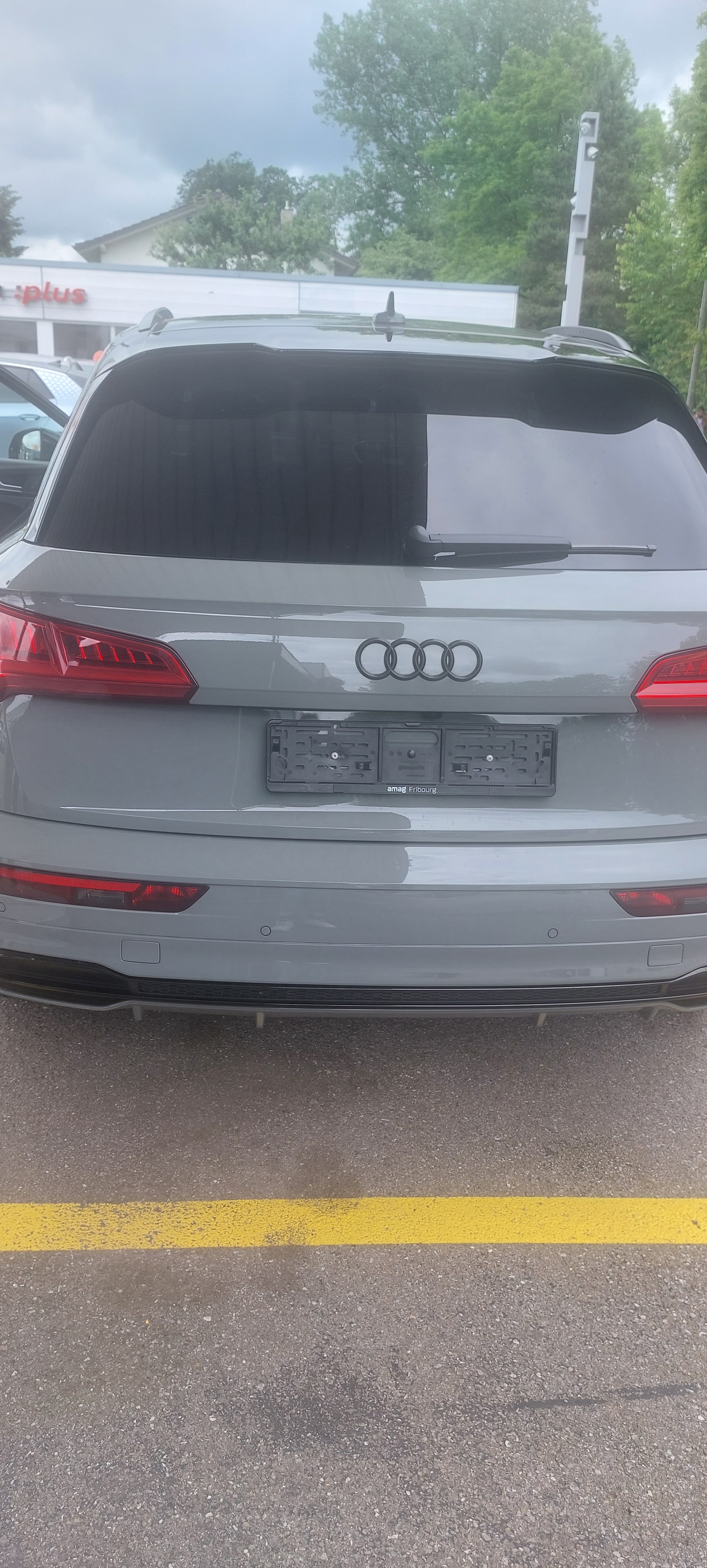 AUDI 2.0 40 TDI quattro S-Tronic-image-1