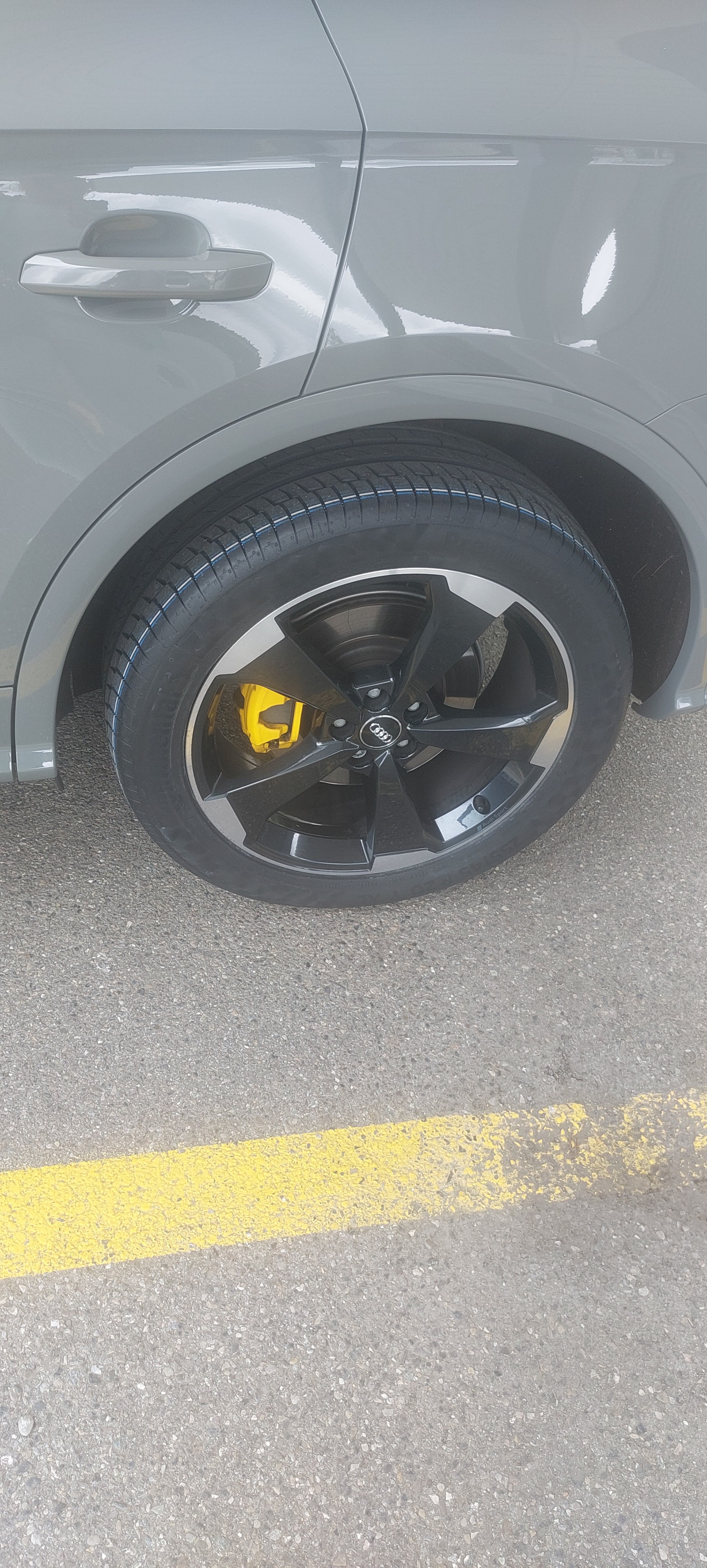 AUDI 2.0 40 TDI quattro S-Tronic-image-2