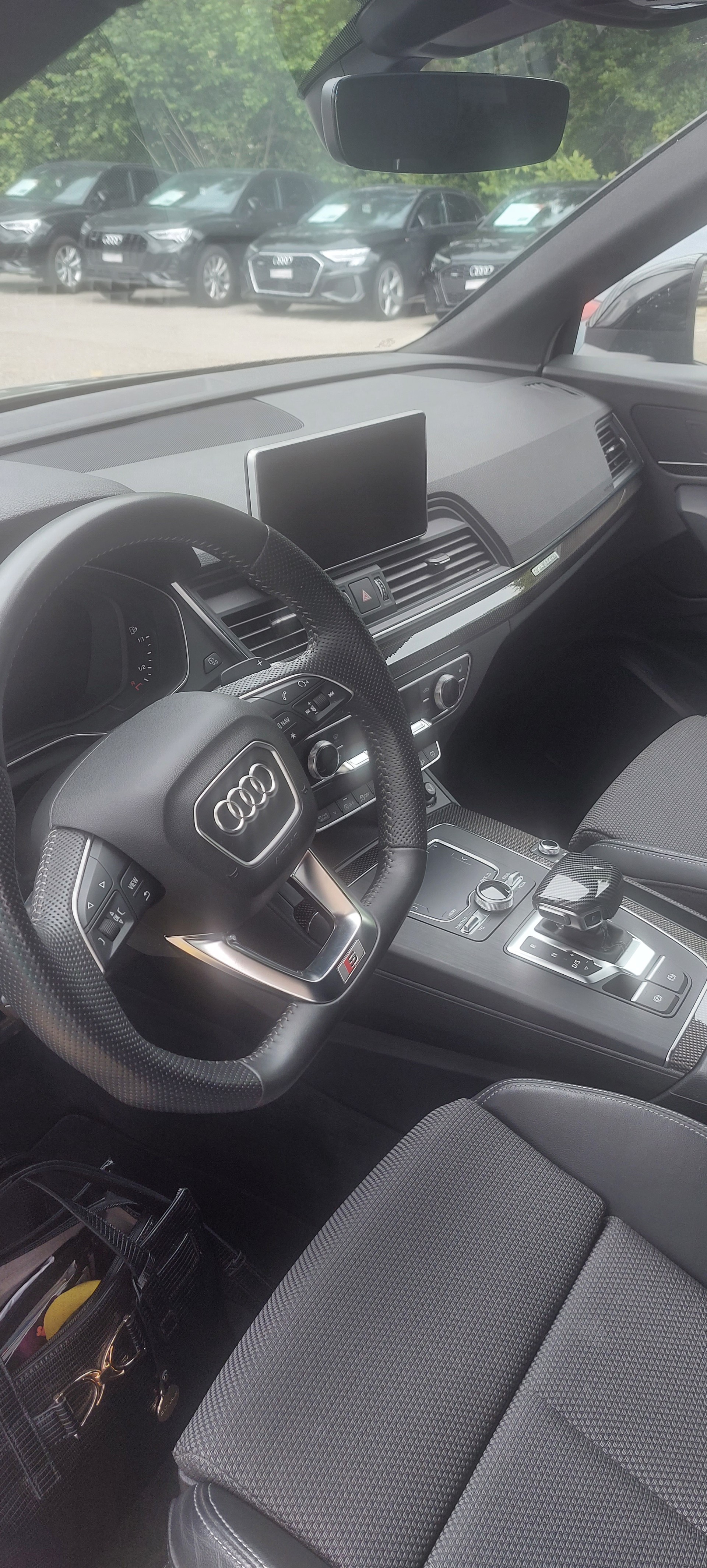 AUDI 2.0 40 TDI quattro S-Tronic-image-4