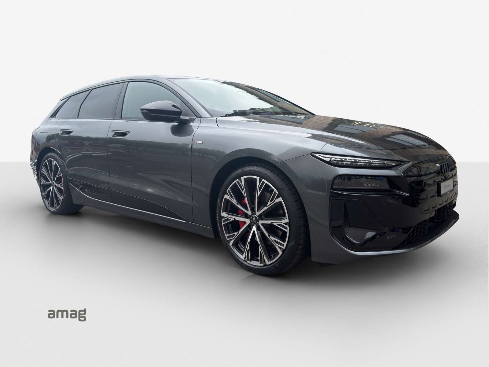 AUDI A6 Avant e-tron quattro-image-5