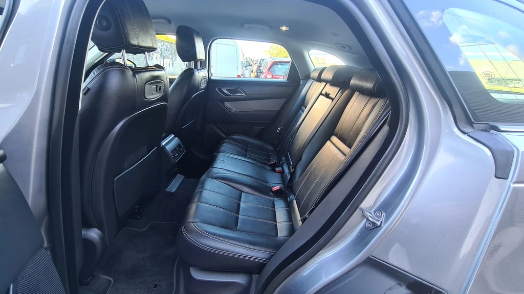 LAND ROVER RANGE ROVER VELAR EDITION P400e ** NP 100'200.– ** SOH 93,1% ** 360° ** Sitzbelüftung **-image-11