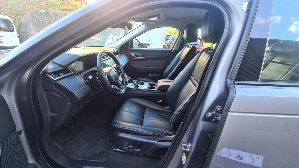 LAND ROVER RANGE ROVER VELAR EDITION P400e ** NP 100'200.– ** SOH 93,1% ** 360° ** Sitzbelüftung **-image-10