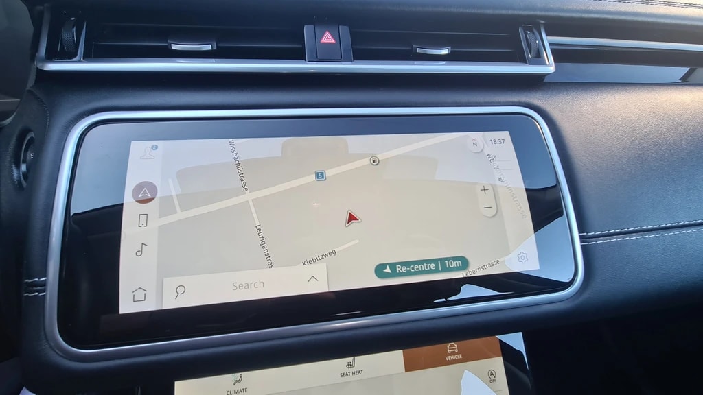 LAND ROVER RANGE ROVER VELAR EDITION P400e ** NP 100'200.– ** SOH 93,1% ** 360° ** Sitzbelüftung **-image-7