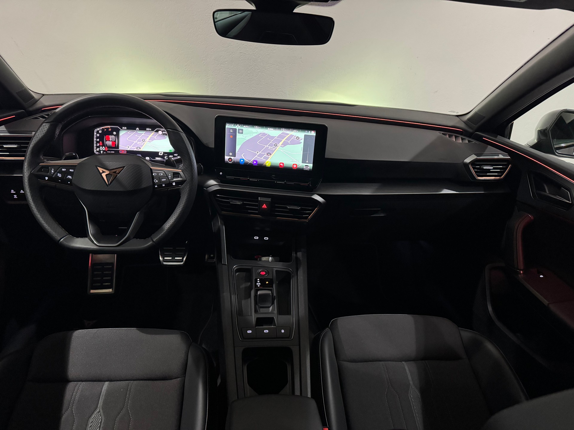 CUPRA LEON VZ 2.0 TSI DSG | 1.Hand | CH |-image-14