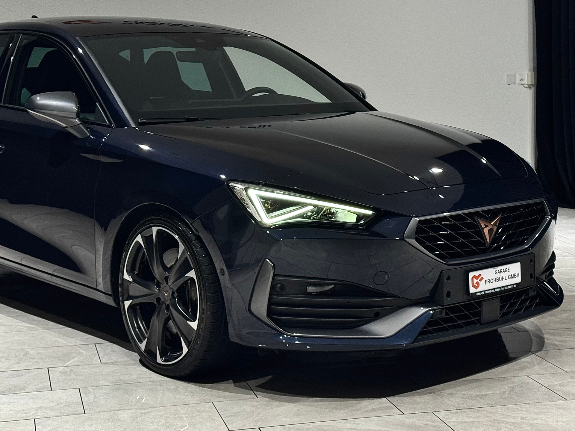 CUPRA LEON VZ 2.0 TSI DSG | 1.Hand | CH |-image-10