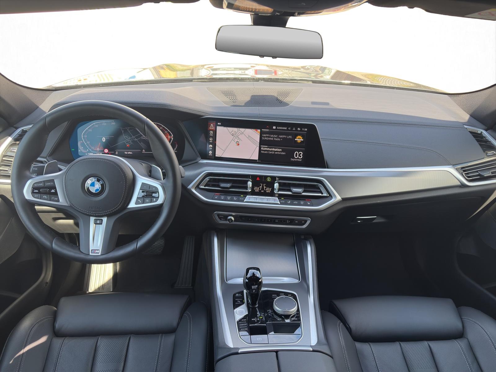 BMW X6 40i xDrive-image-12