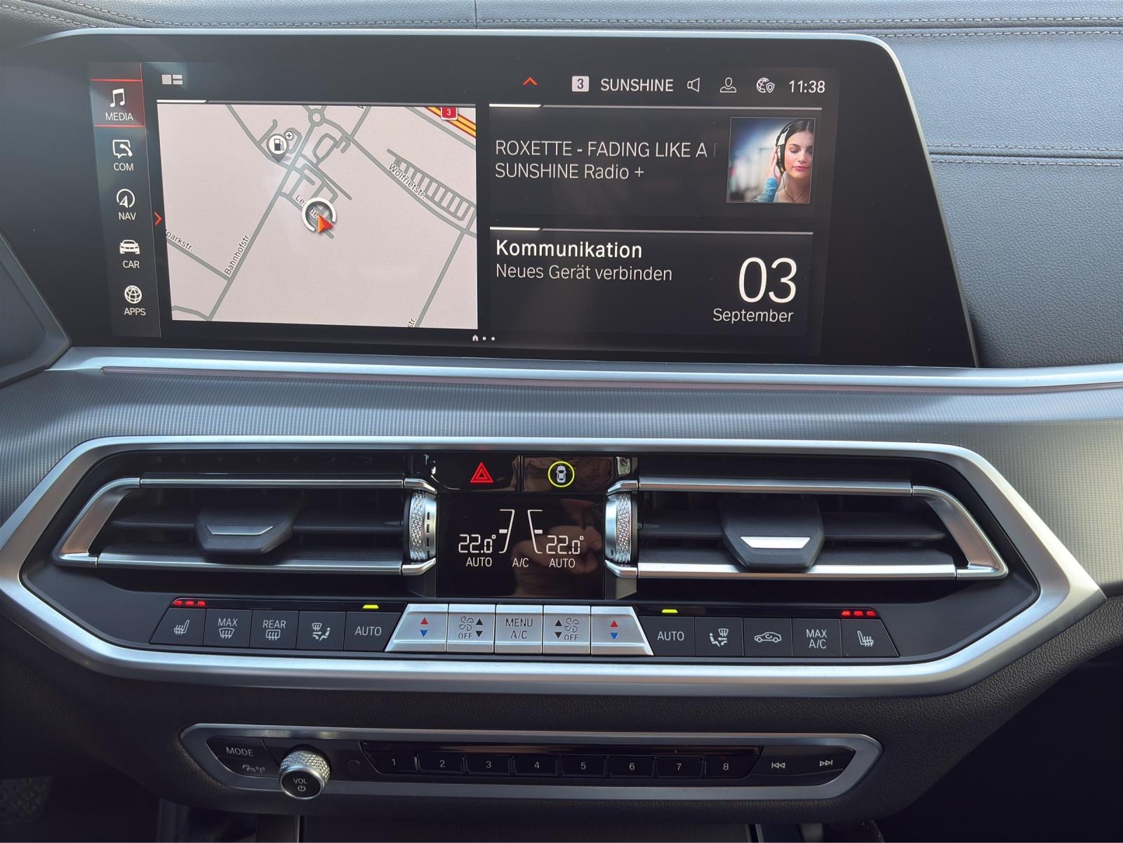 BMW X6 40i xDrive-image-11