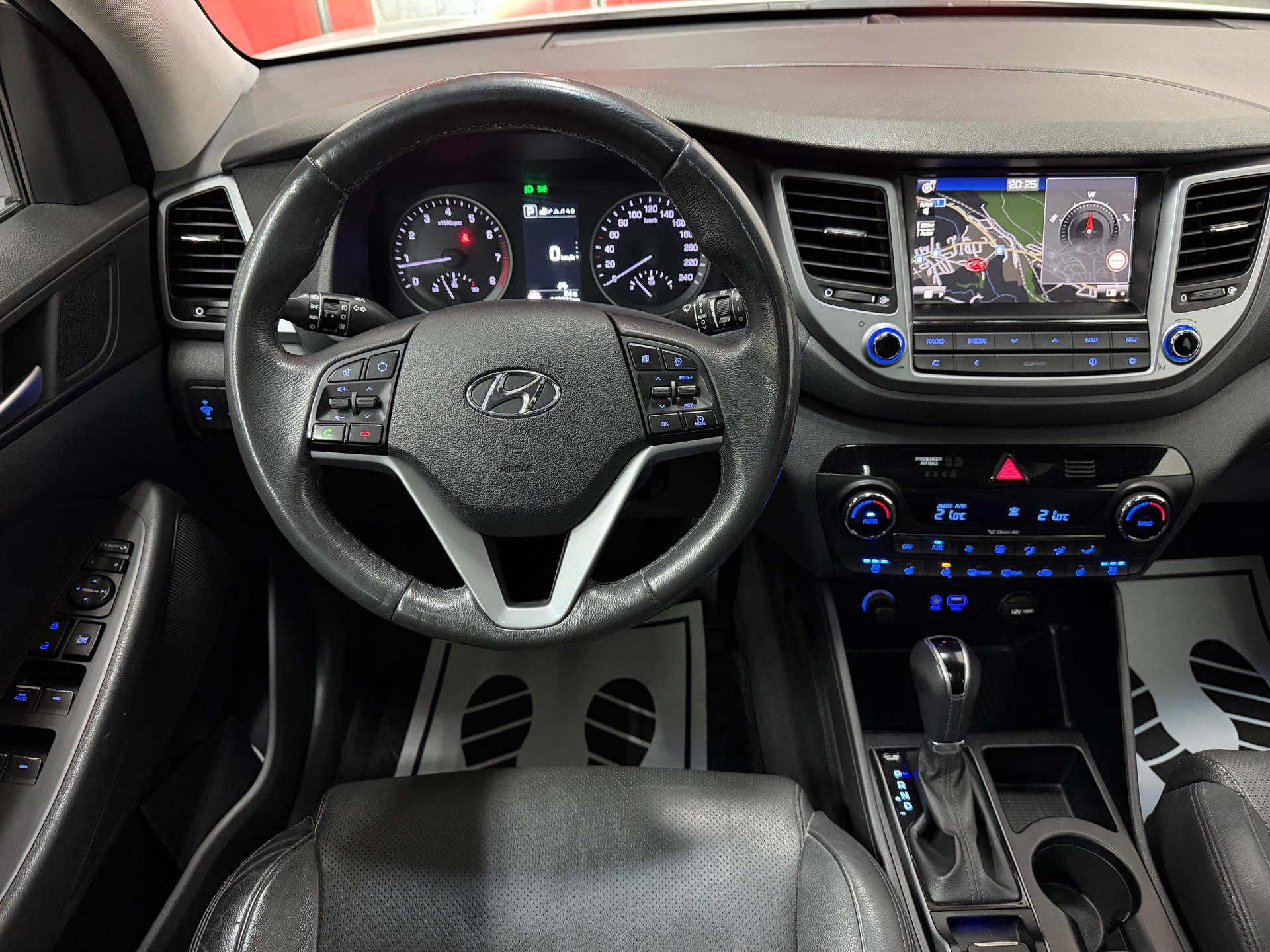 HYUNDAI Tucson 1.6 TGDI Vertex 4WD Automatic //NEU AB MFK!-image-11