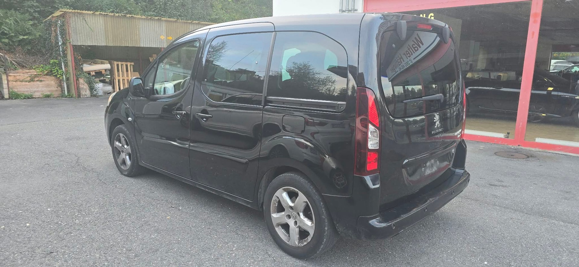 PEUGEOT Partner 1.6 HDI Allure-image-3