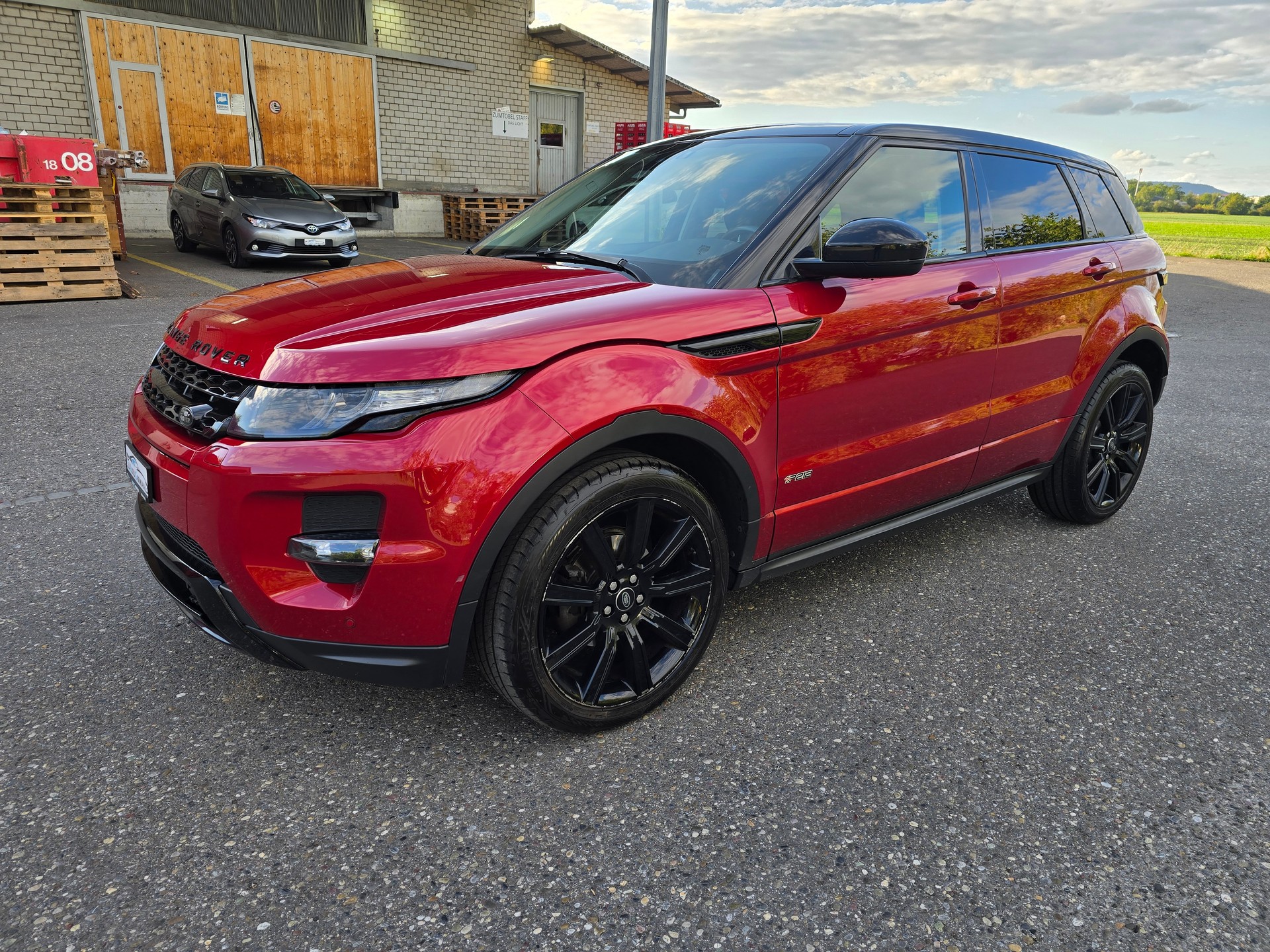 LAND ROVER Range Rover Evoque 2.2 SD4 Dynamic AT9 P212-image-1