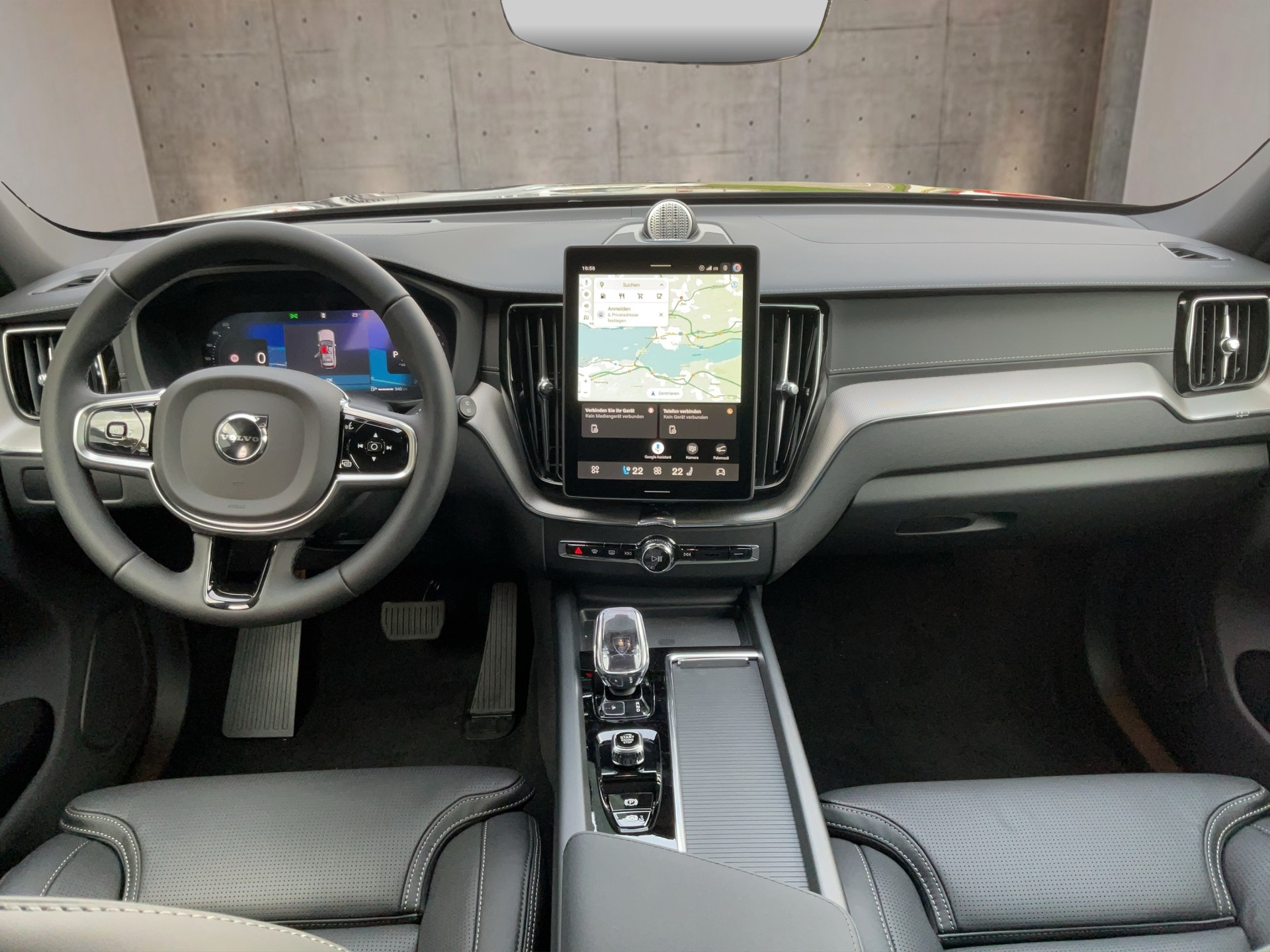 VOLVO XC60 2.0 B5 MH Black Edition AWD-image-9