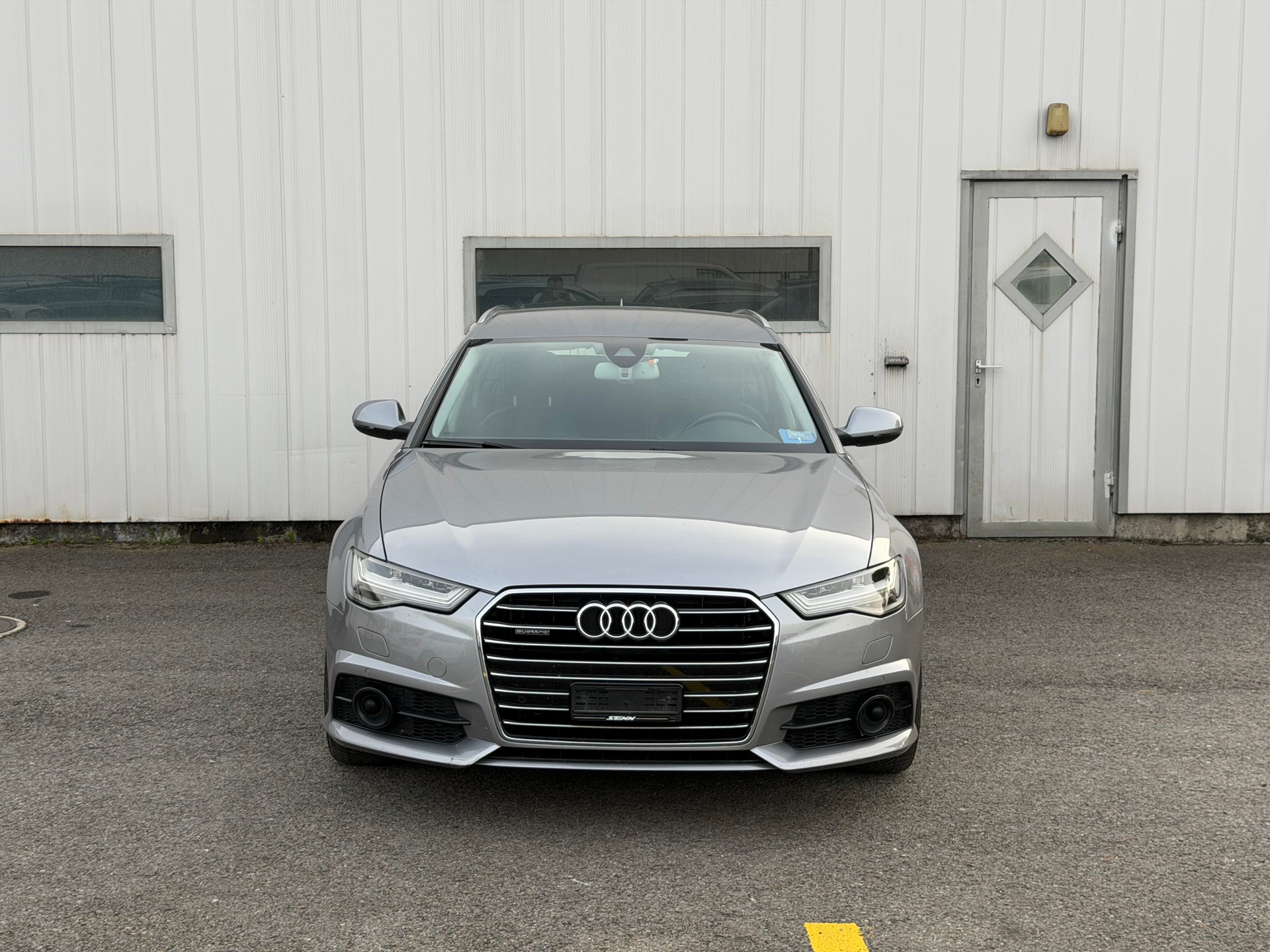 AUDI A6 Avant 2.0 TDI quattro S-tronic S line-image-1