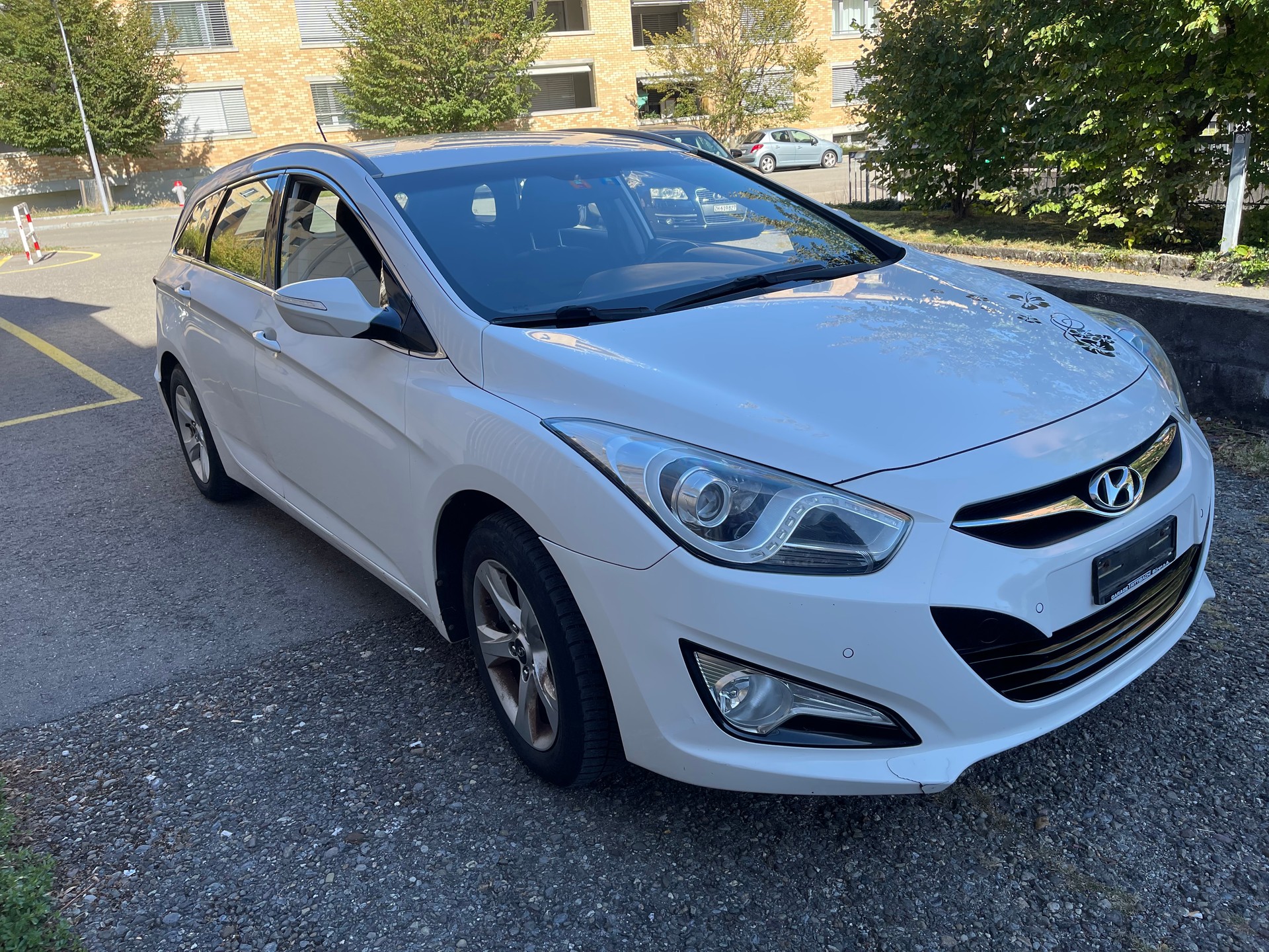 HYUNDAI i40 Wagon 2.0 GDi Style-image-2